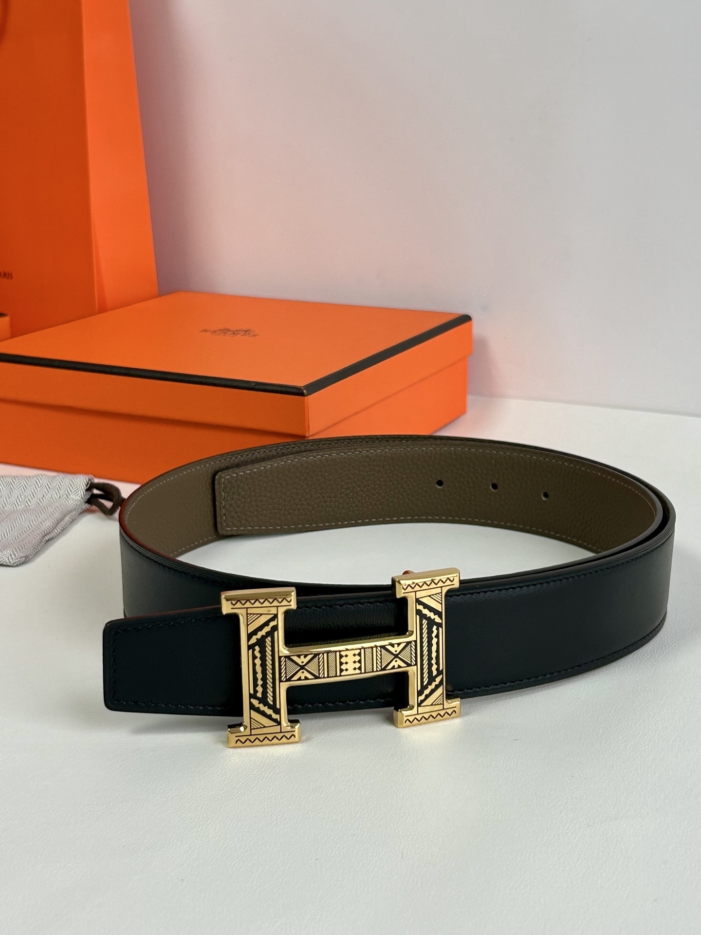 Hermès Grained Leather Belt with Patterned H Buckle