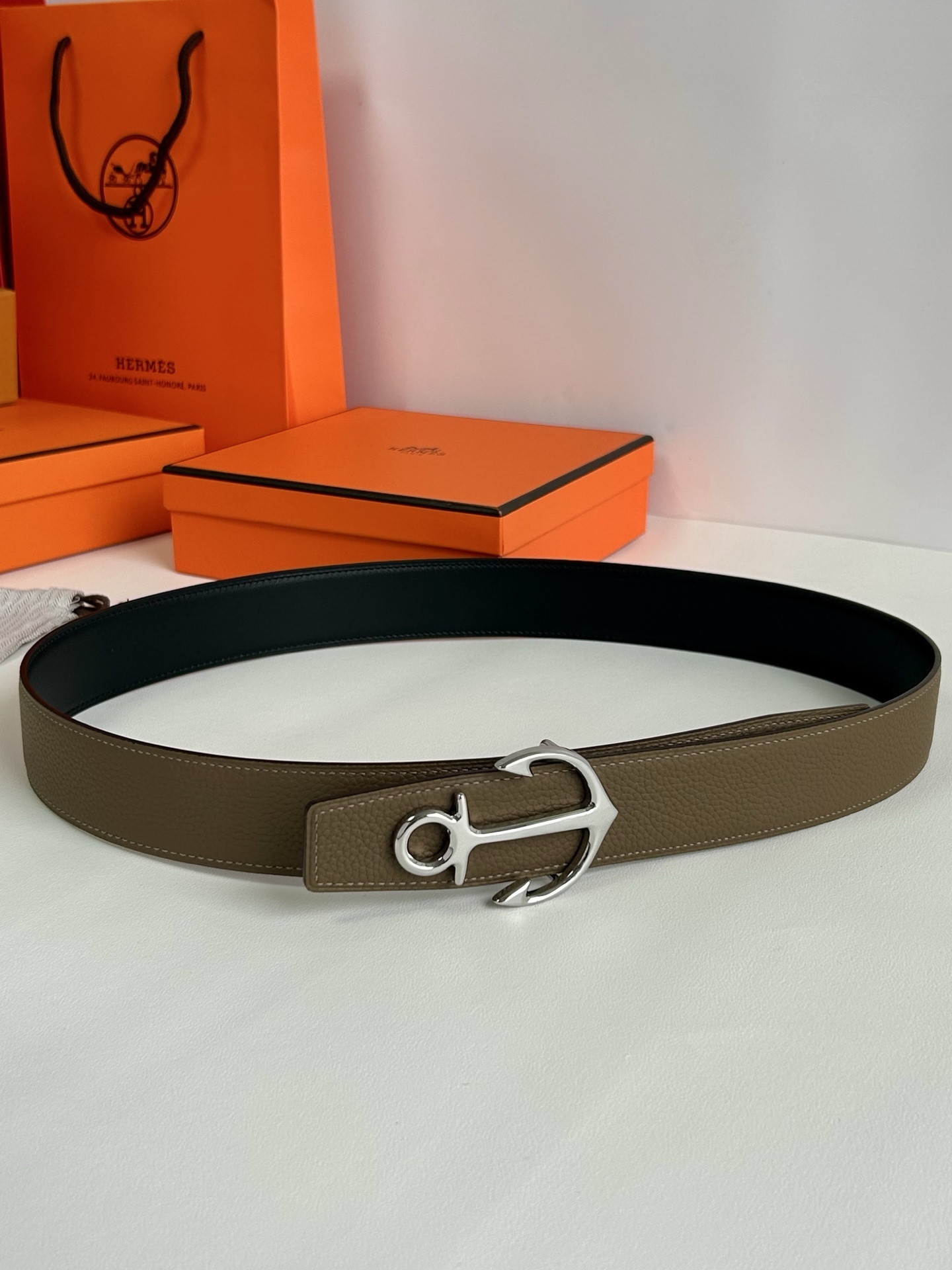 Hermès Etoupe Leather Belt with Anchor Buckle - Gold & Silver