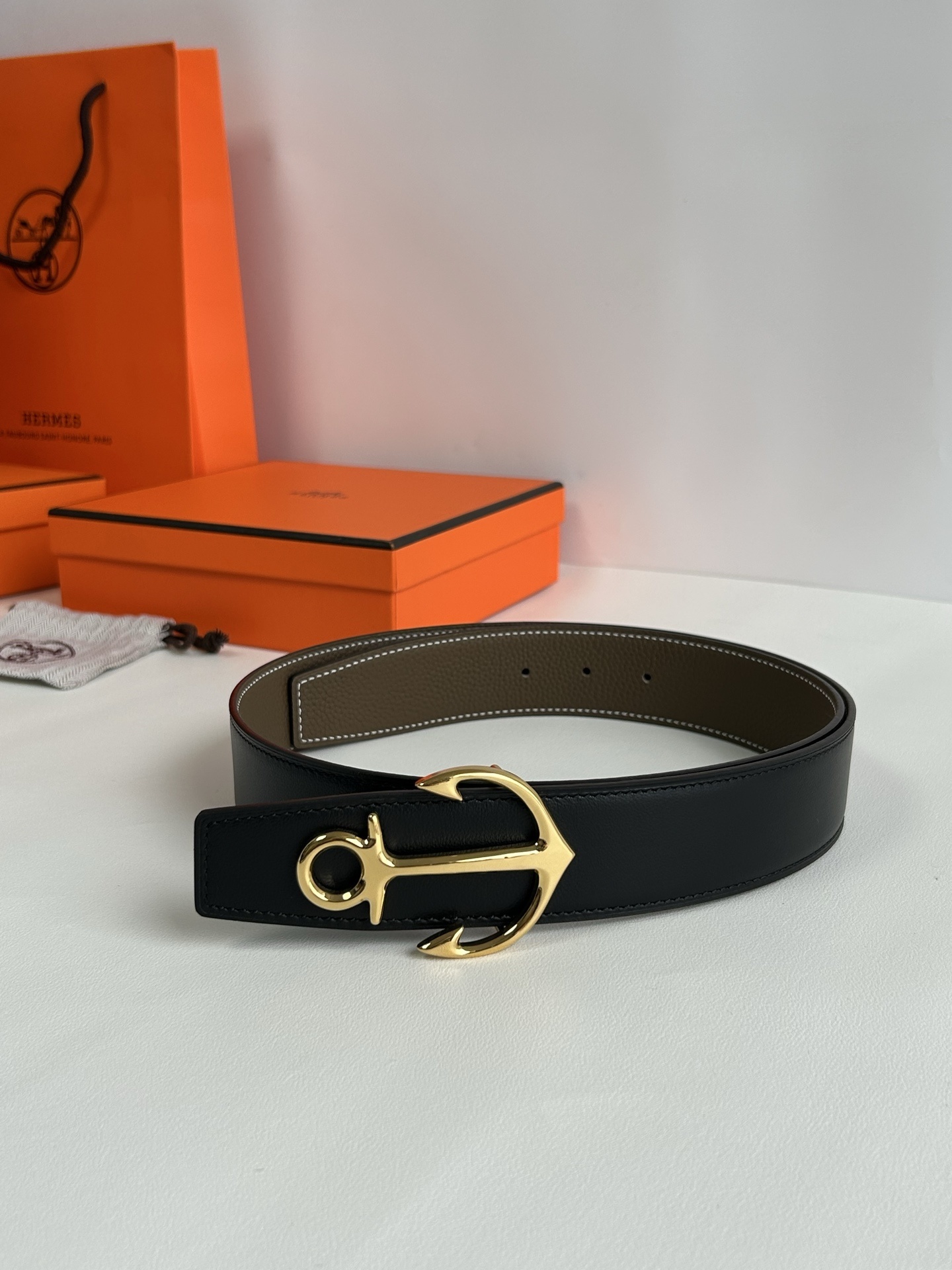Hermes Chaine d'Ancre Anchor Buckle Leather Belt for Men & Women
