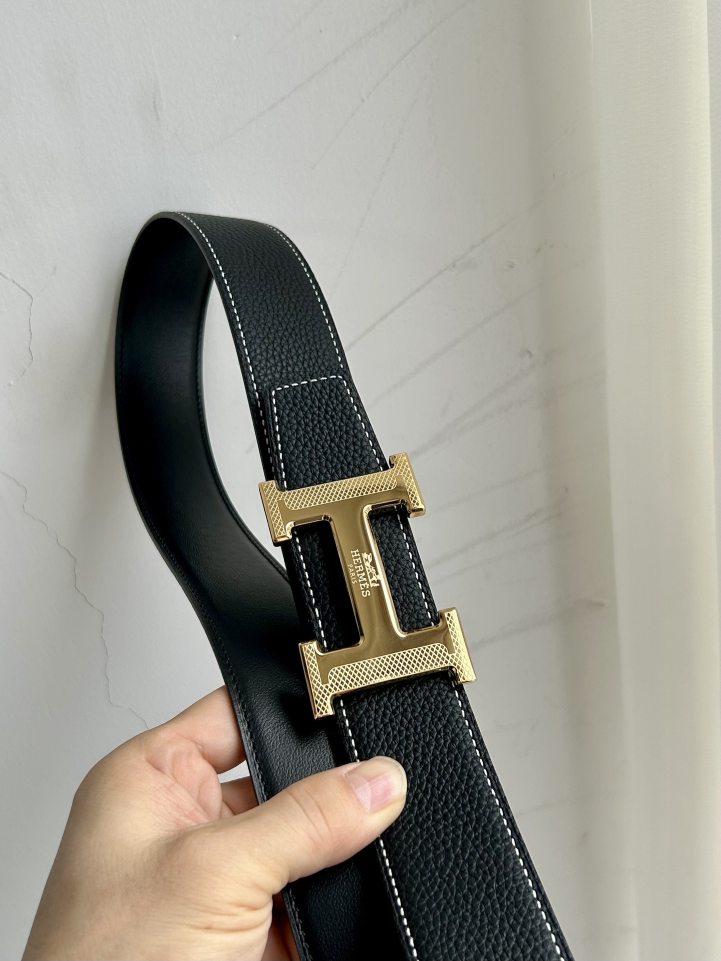 Premium Leather H Buckle Belt - Classic Luxury Design for Men
