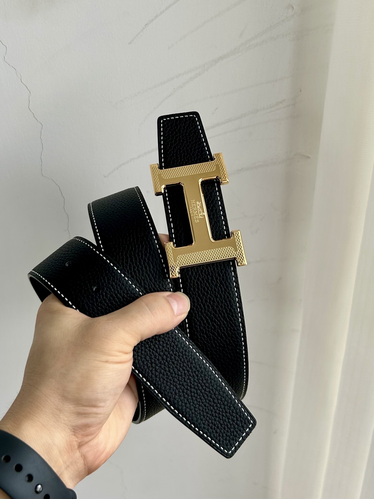 Premium Leather H Buckle Belt - Classic Luxury Design for Men
