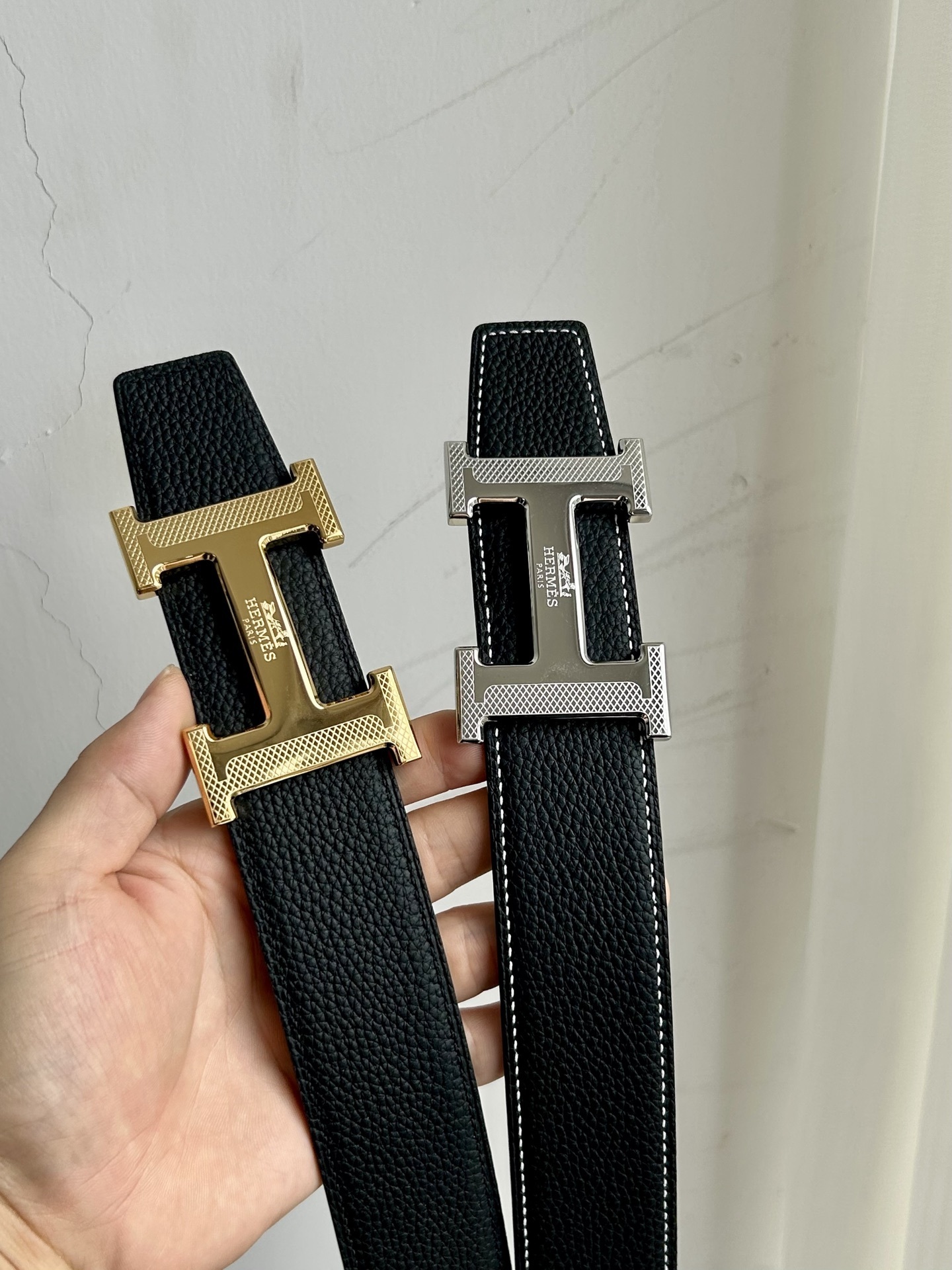Premium Leather H Buckle Belt – Classic Luxury Design for Men
