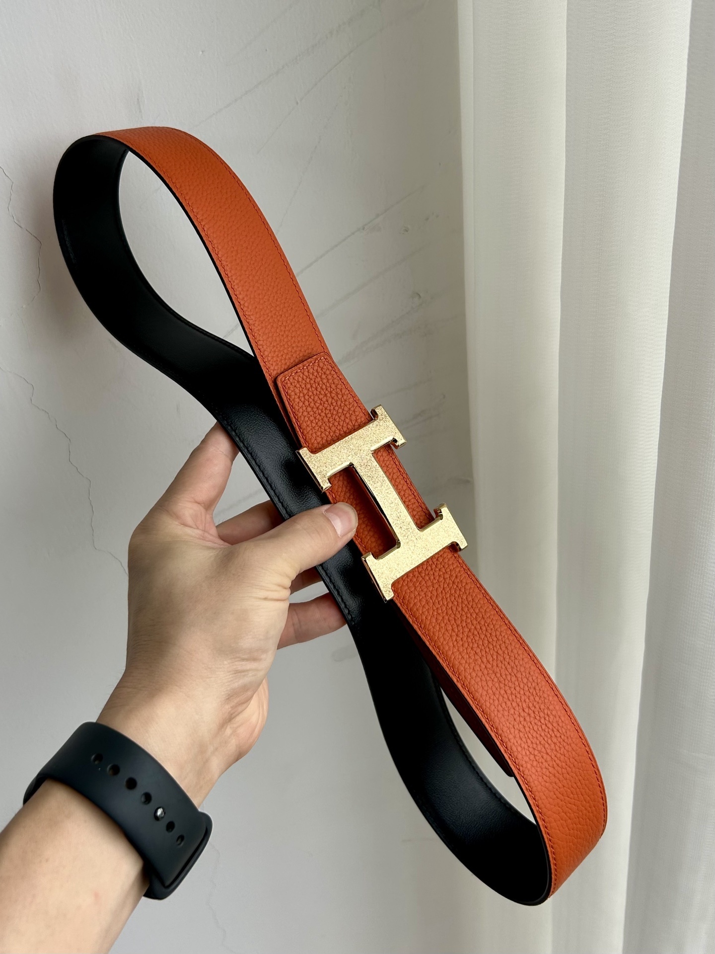 Luxury Pebbled Leather Belt with Iconic H Buckle - Premium Style