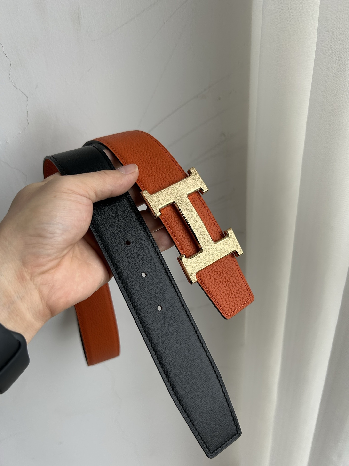Luxury Pebbled Leather Belt with Iconic H Buckle - Premium Style