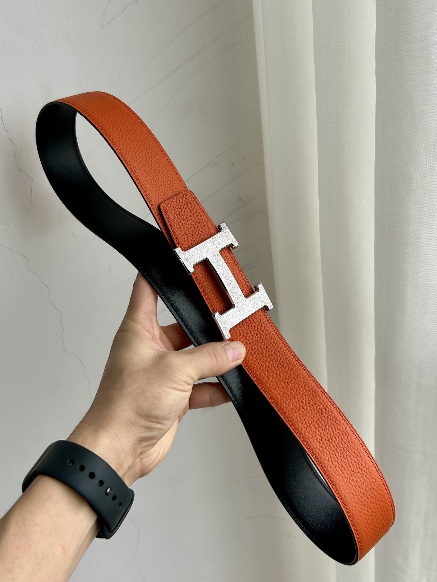 Luxury Pebbled Leather Belt with Iconic H Buckle - Premium Style