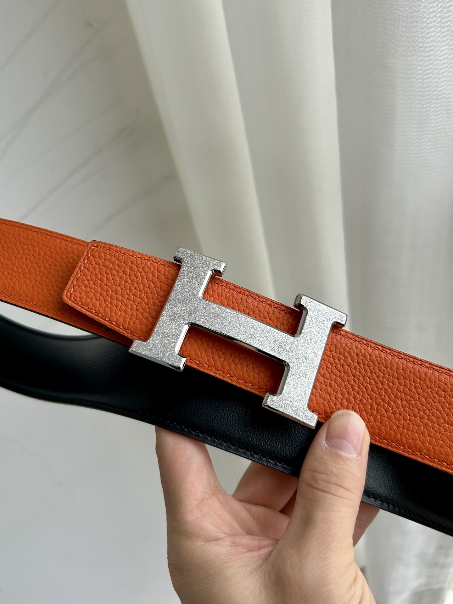 Luxury Pebbled Leather Belt with Iconic H Buckle - Premium Style