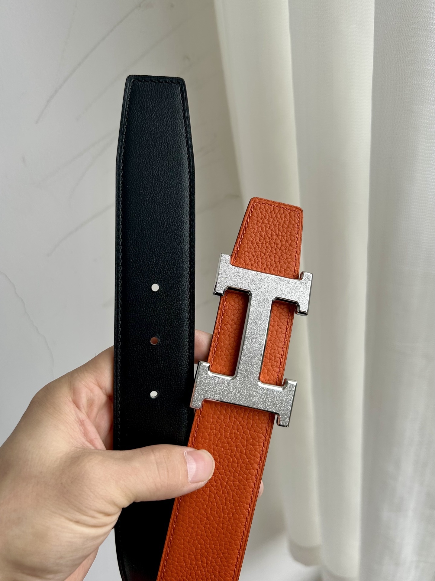 Luxury Pebbled Leather Belt with Iconic H Buckle - Premium Style