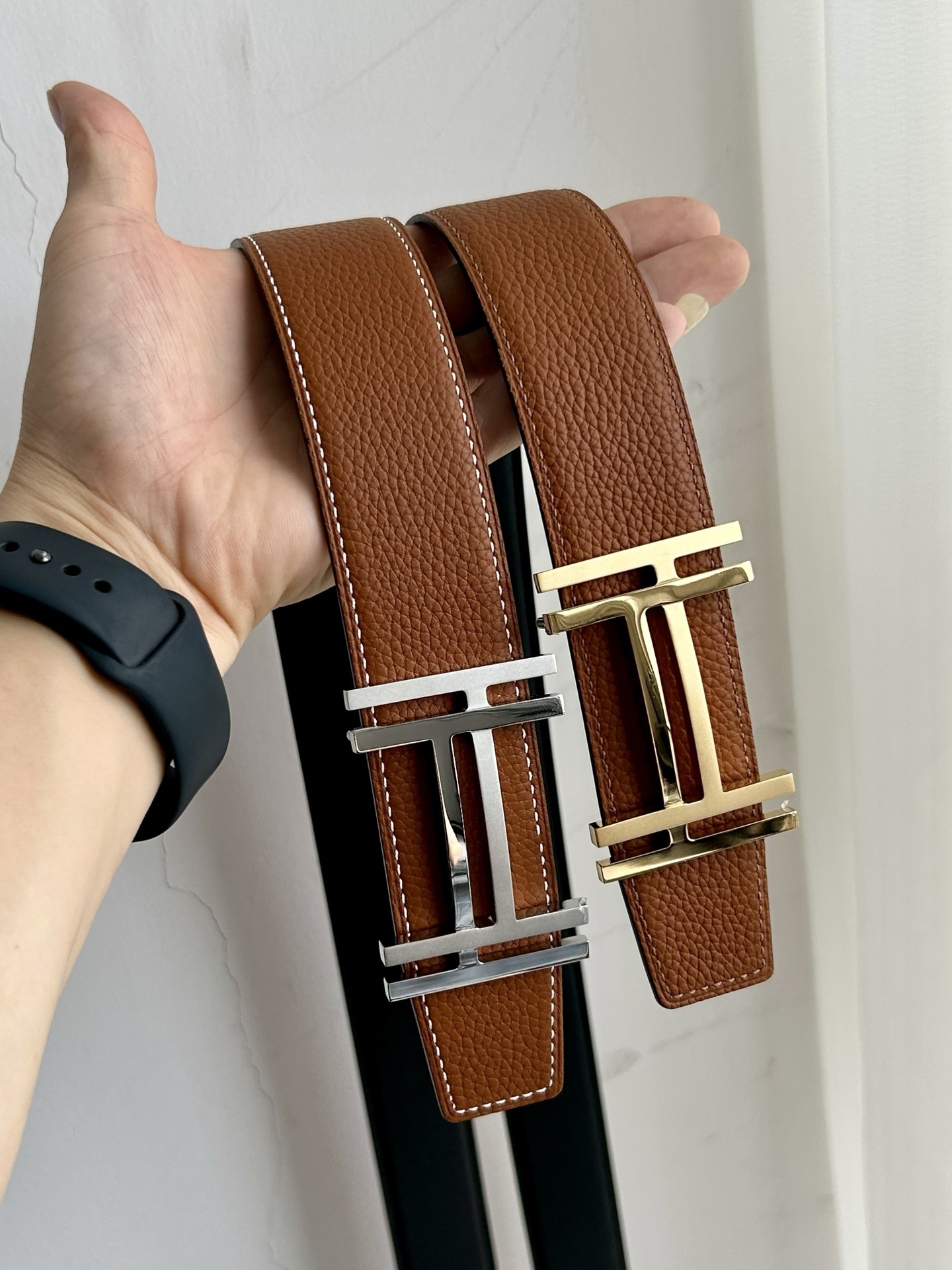 Luxury Reversible Leather Belt with Iconic H Buckle