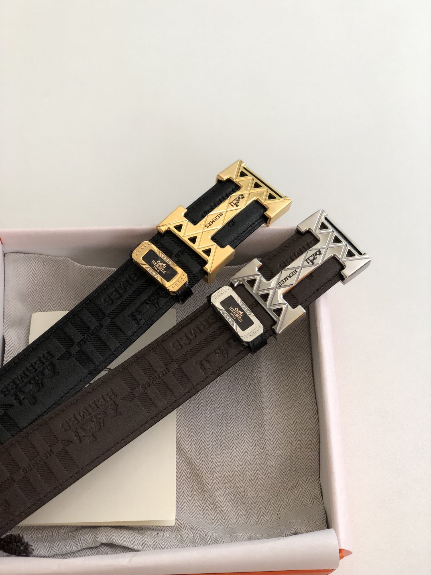Hermes Black Leather Belt with Gold H Buckle & Logo Pattern