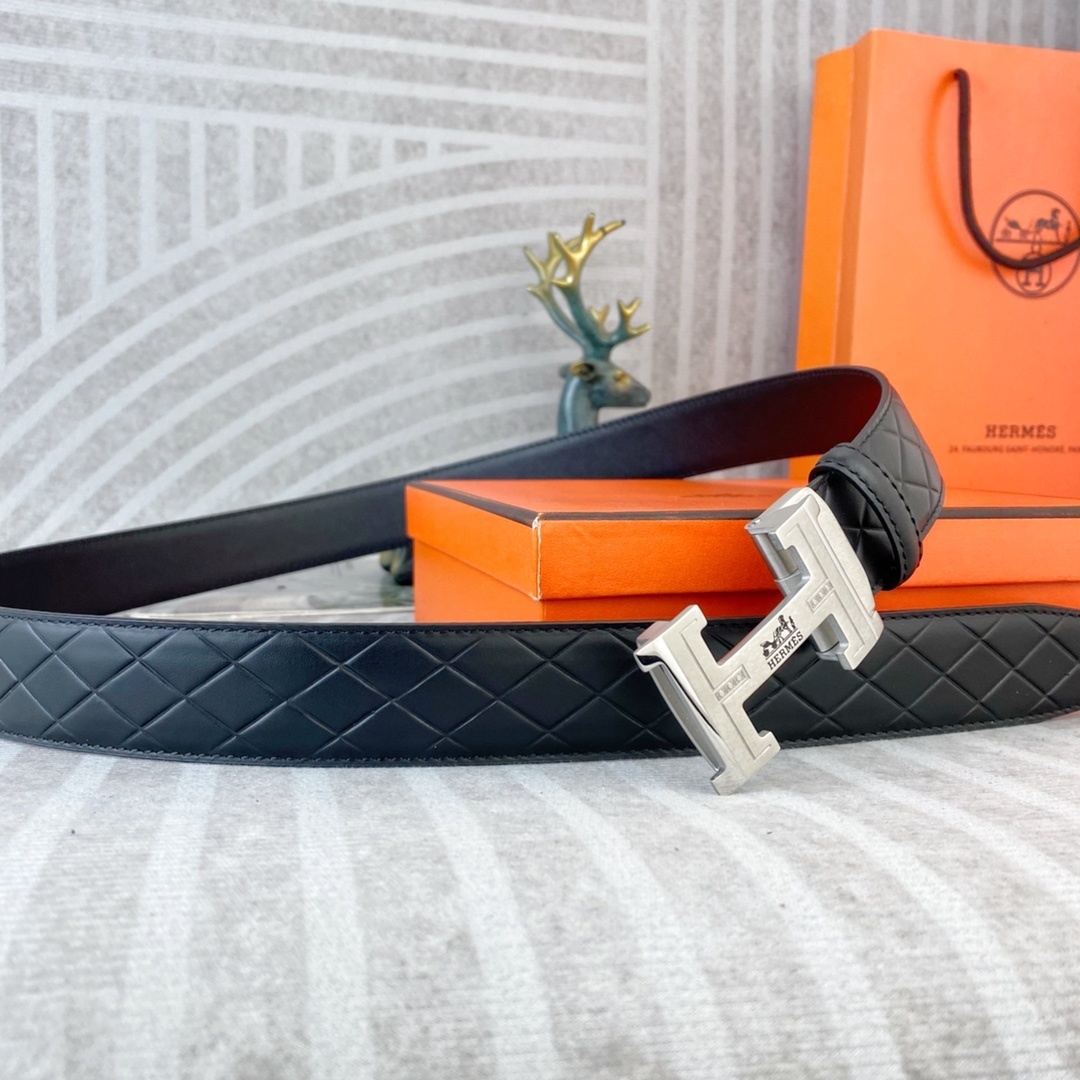 Hermes Men's Black Quilted Leather Belt with Silver H Buckle