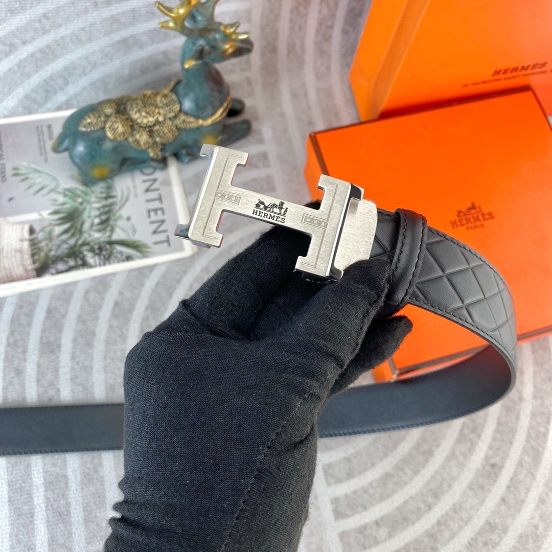 Hermes Men's Black Quilted Leather Belt with Silver H Buckle