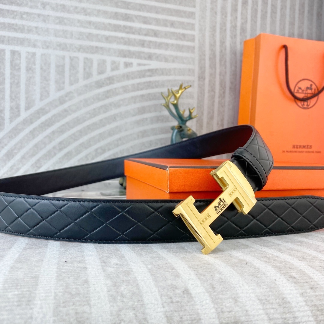 Hermes Men's Black Quilted Leather Belt with Gold H Buckle