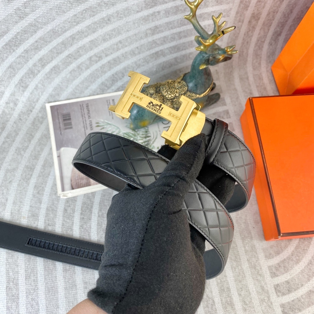 Hermes Men's Black Quilted Leather Belt with Gold H Buckle