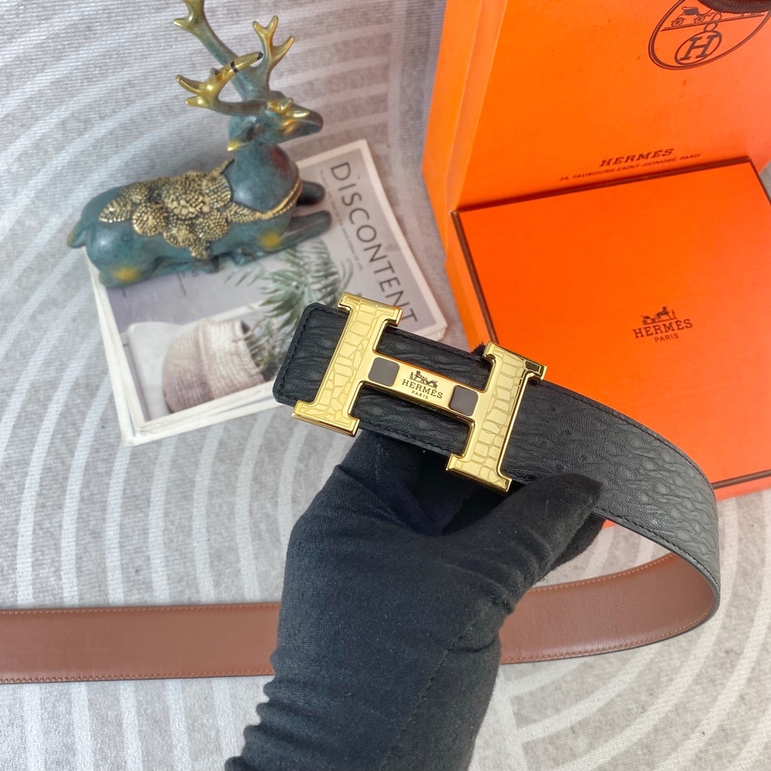 Hermès Signature H Buckle Belt Black Textured Leather Gold-Tone