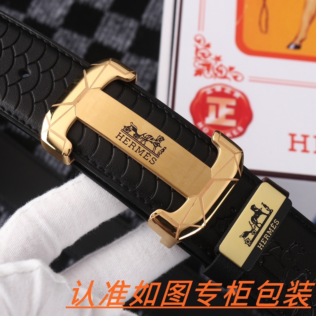 Luxury Men's Leather Belt with Gold H Buckle & Embossed Design