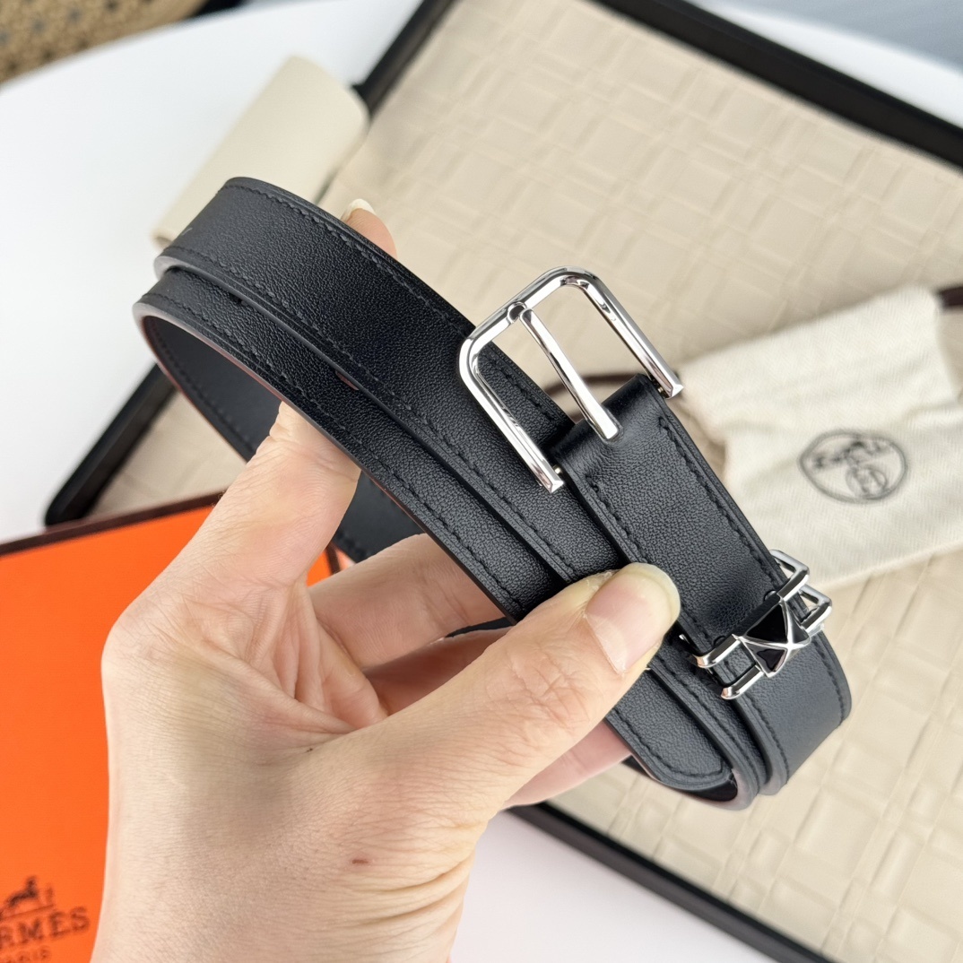 Luxury Hermes Black Leather Skinny Belt with Silver Medor Stud