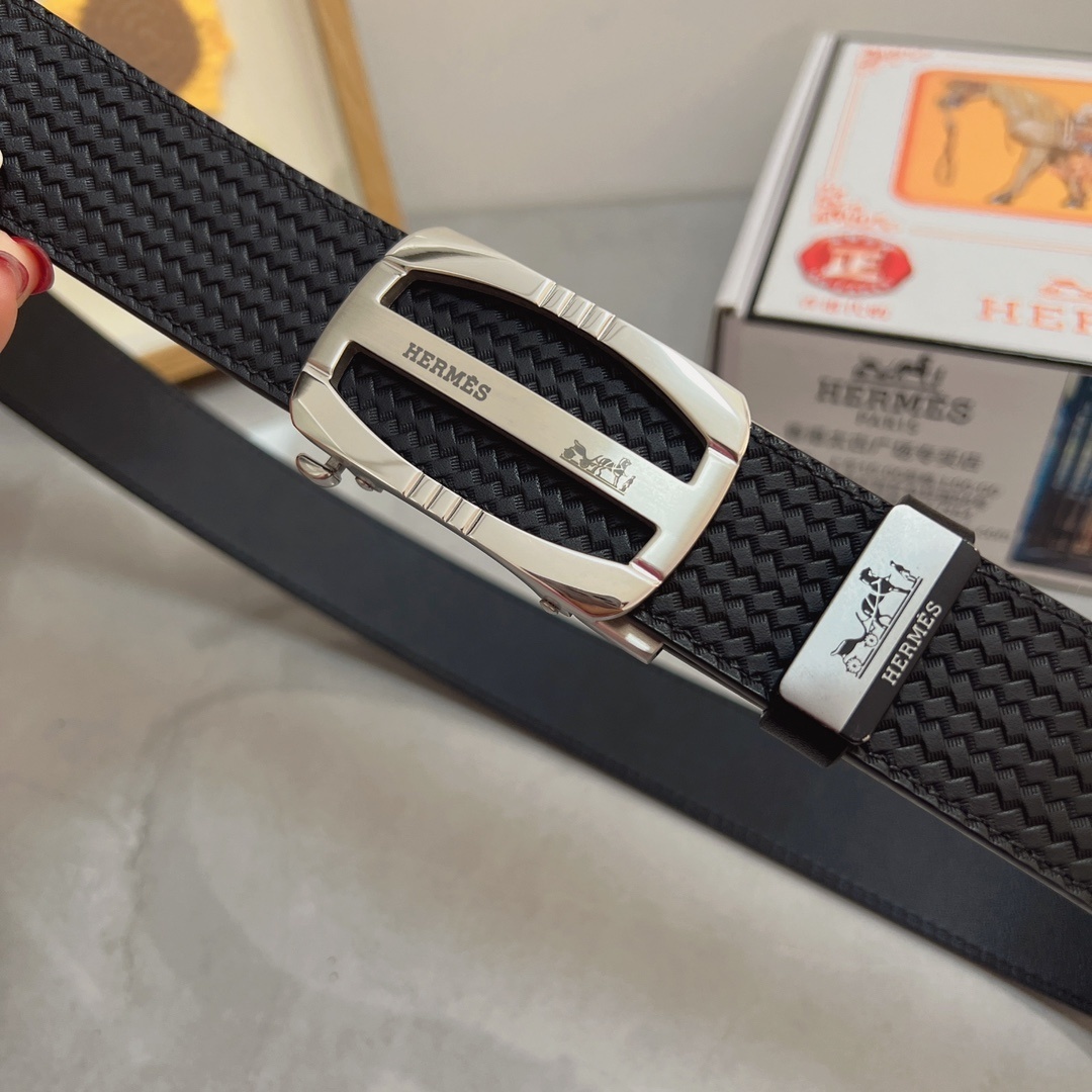 Luxury Men's Black Textured Leather Belt with Silver Logo Buckle