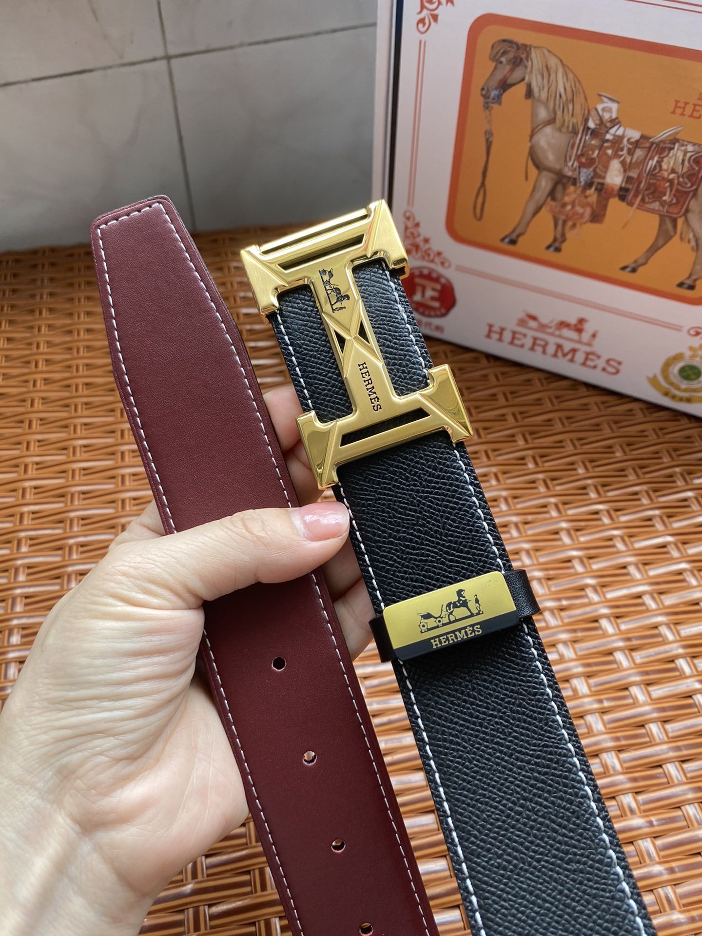 Luxury Men's Leather Belt with Iconic H Buckle - Premium Quality