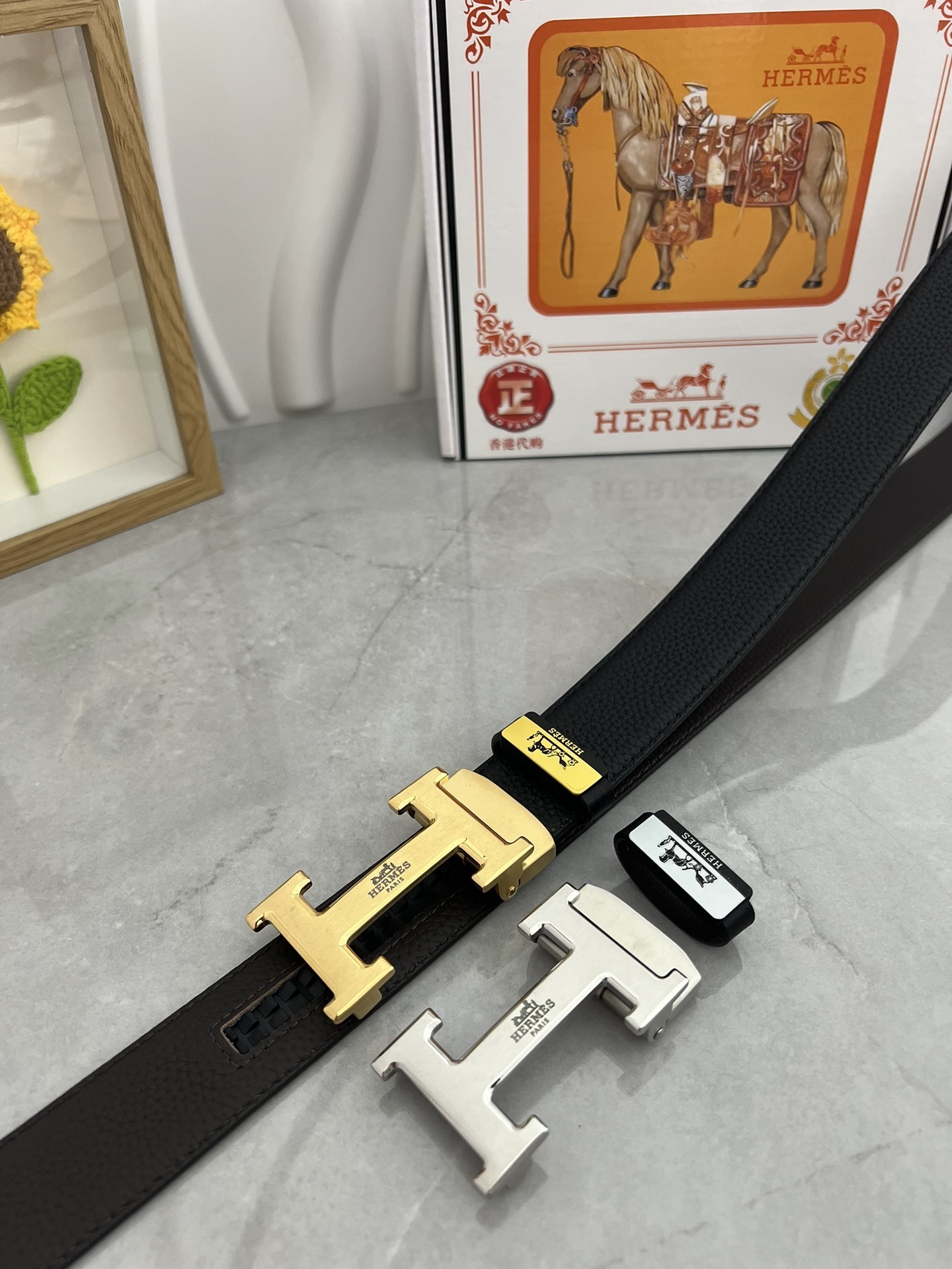 Hermes H Buckle Men's Belt - Black Pebbled Leather Gold Hardware
