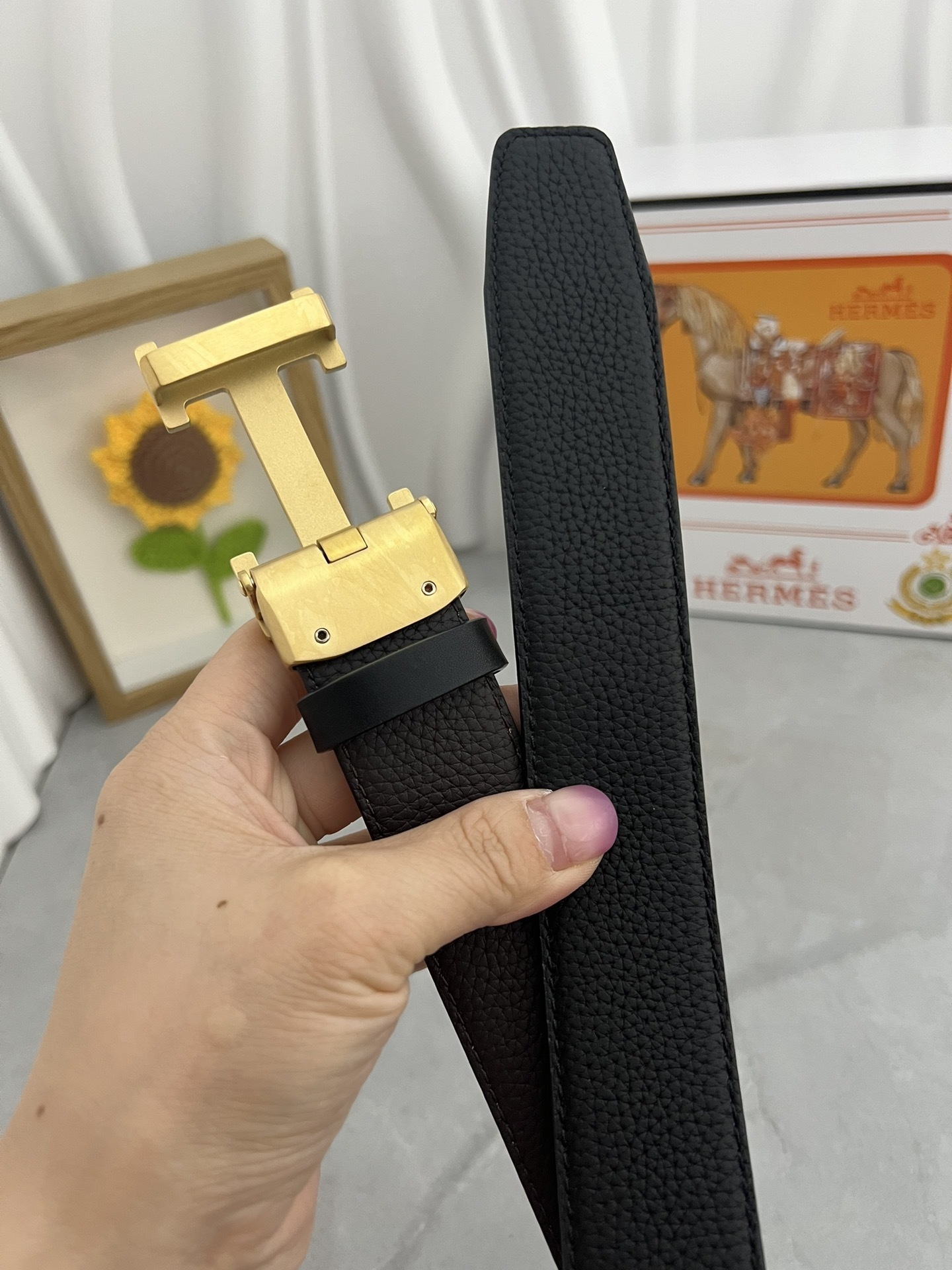 Hermes H Buckle Men's Belt - Black Pebbled Leather Gold Hardware