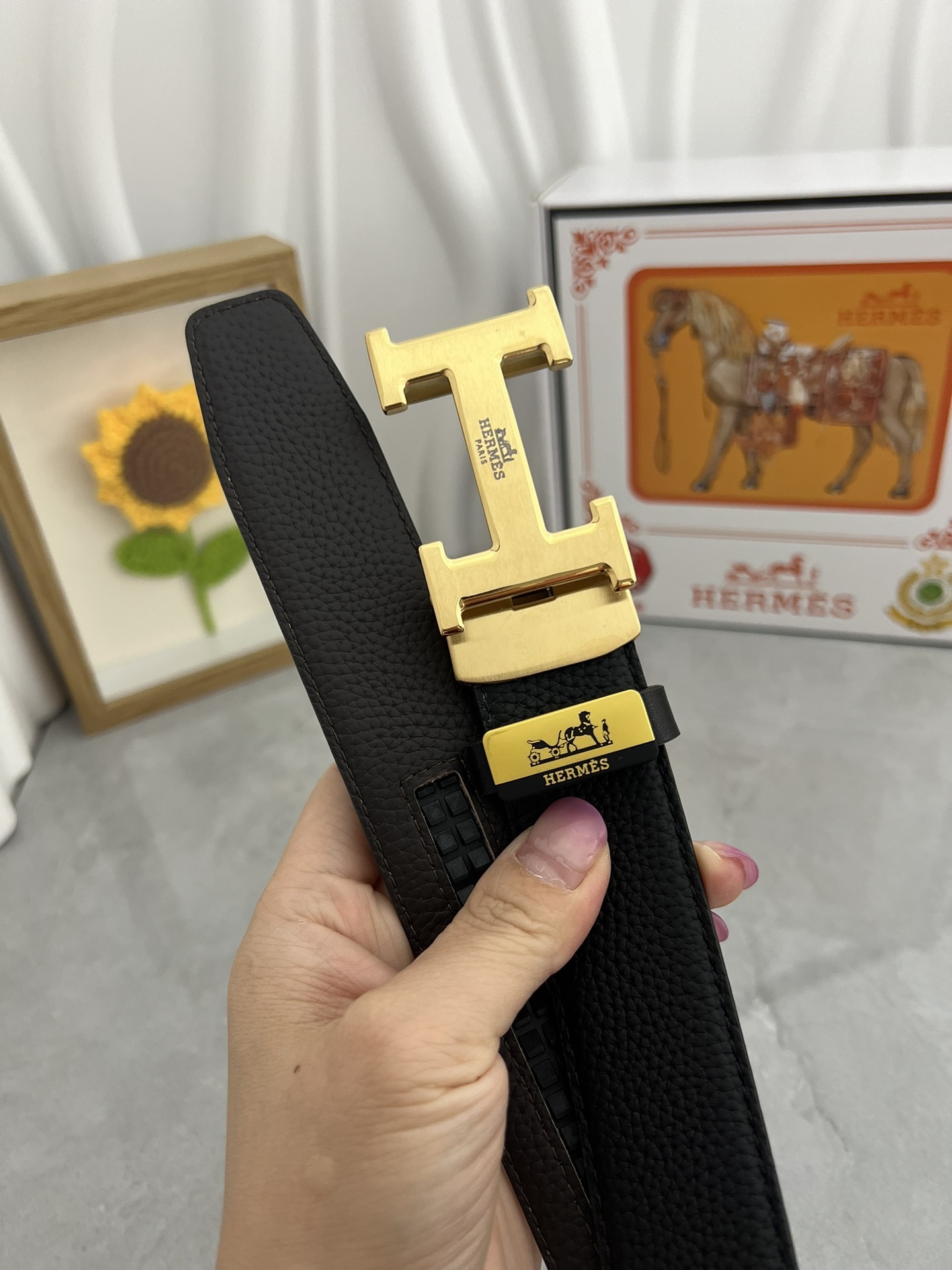 Hermes H Buckle Men's Belt - Black Pebbled Leather Gold Hardware