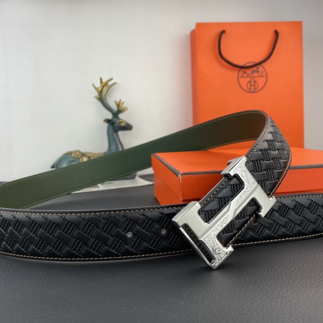 Luxury Men's Leather Belt with Engraved Silver H-Buckle - Black