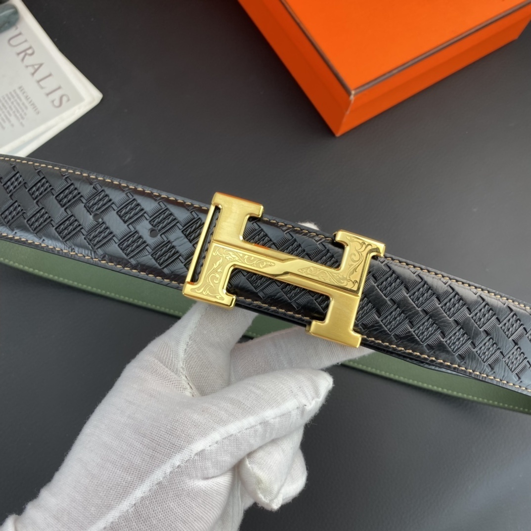 Premium Engraved Gold H Buckle Leather Belt – Black & Green Reversible