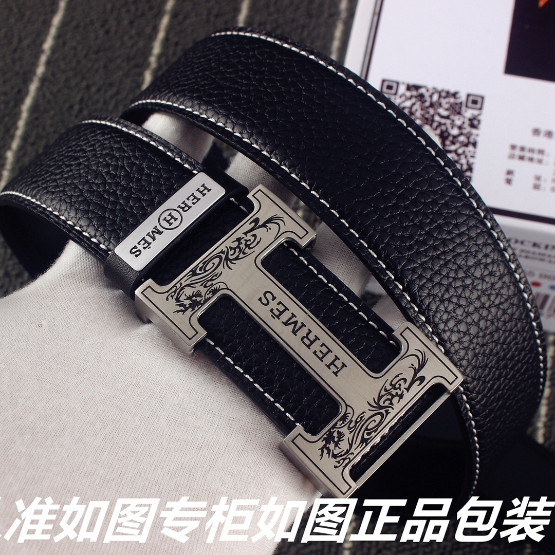 Luxury Men's Hermès Black Leather Belt with Engraved H Buckle