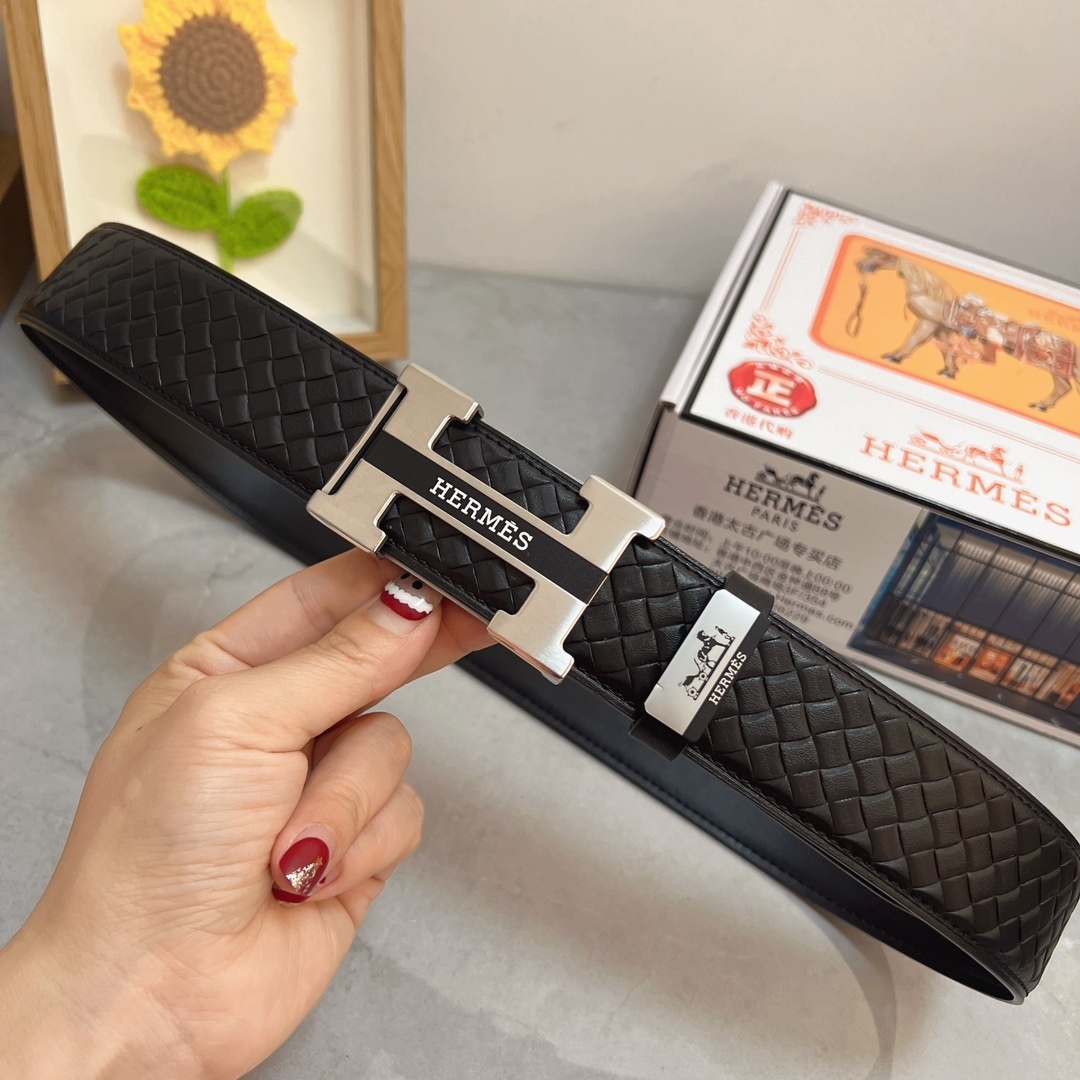 Luxury Men's Black Woven Leather Belt with Iconic Silver H Buckle