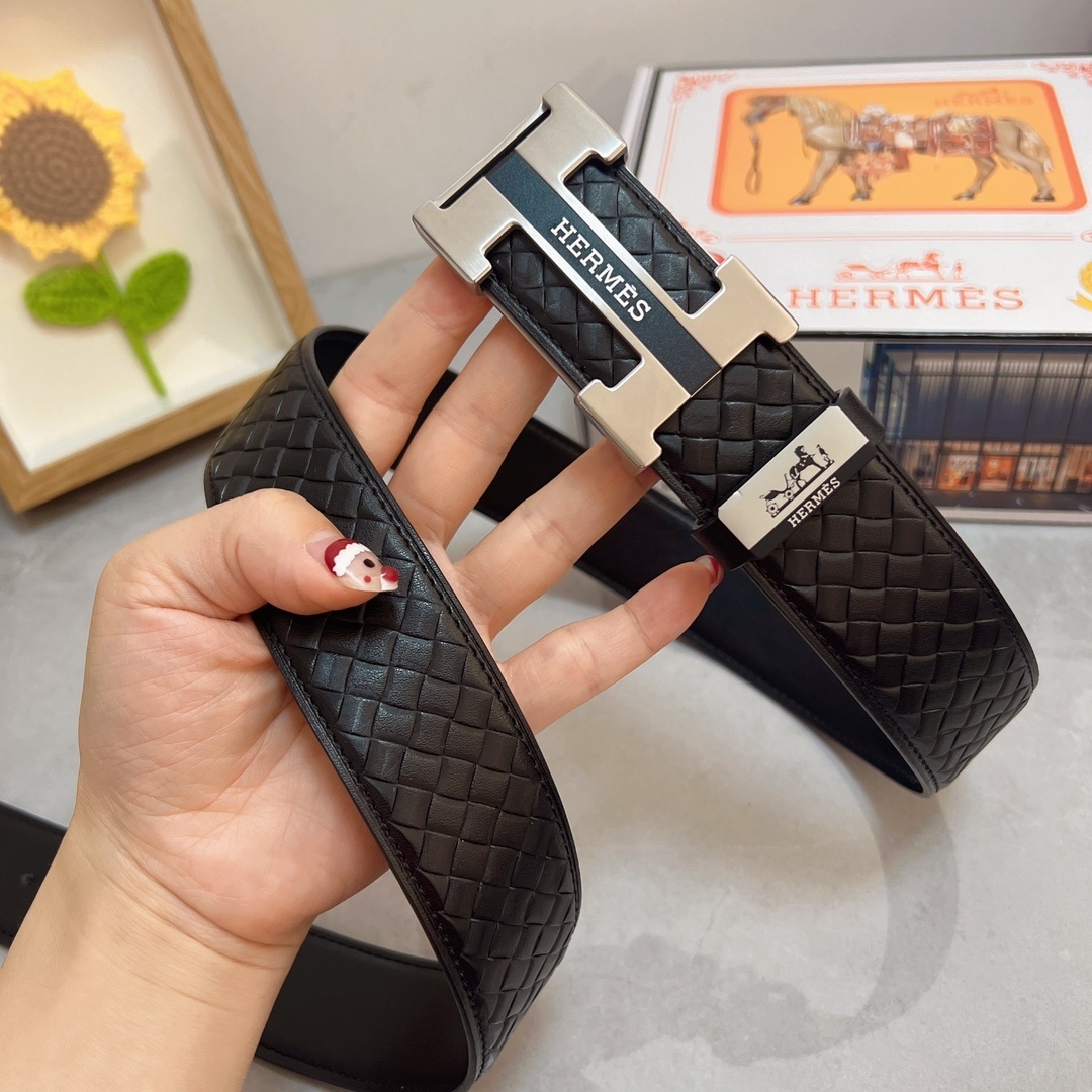 Luxury Men's Black Woven Leather Belt with Iconic Silver H Buckle