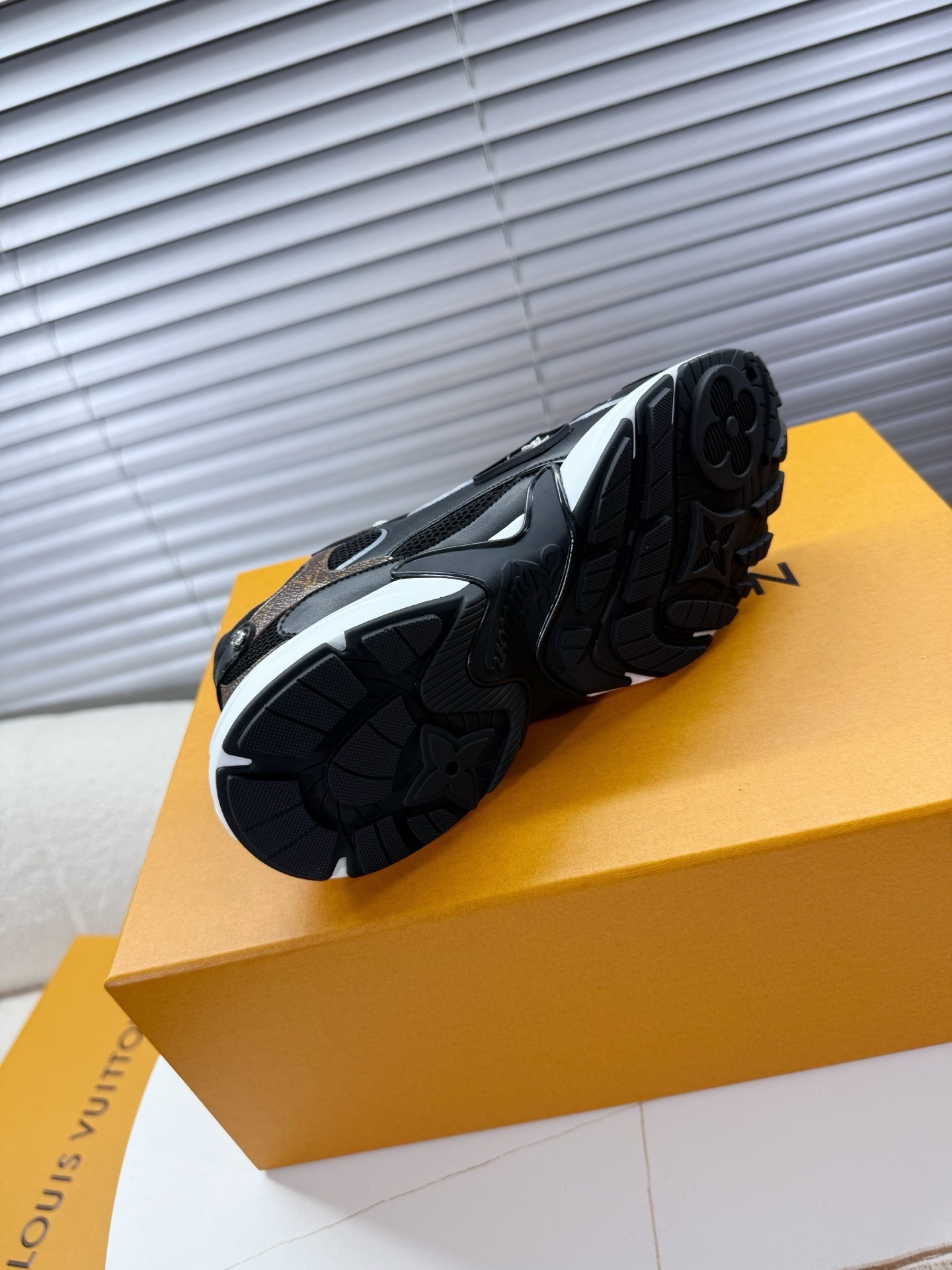 Louis Vuitton Men's Black & White Luxury Mesh Runner Sneakers