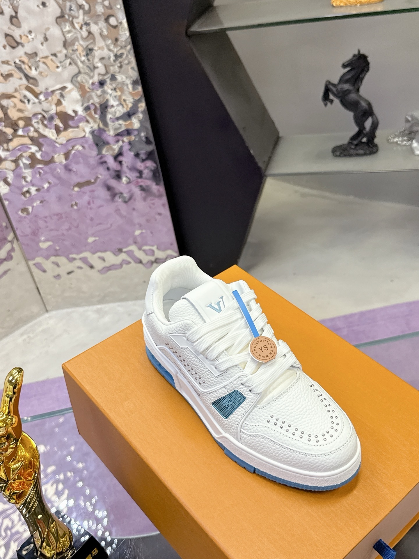 Louis Vuitton LV Trainer Sneaker White/Blue Grained Leather