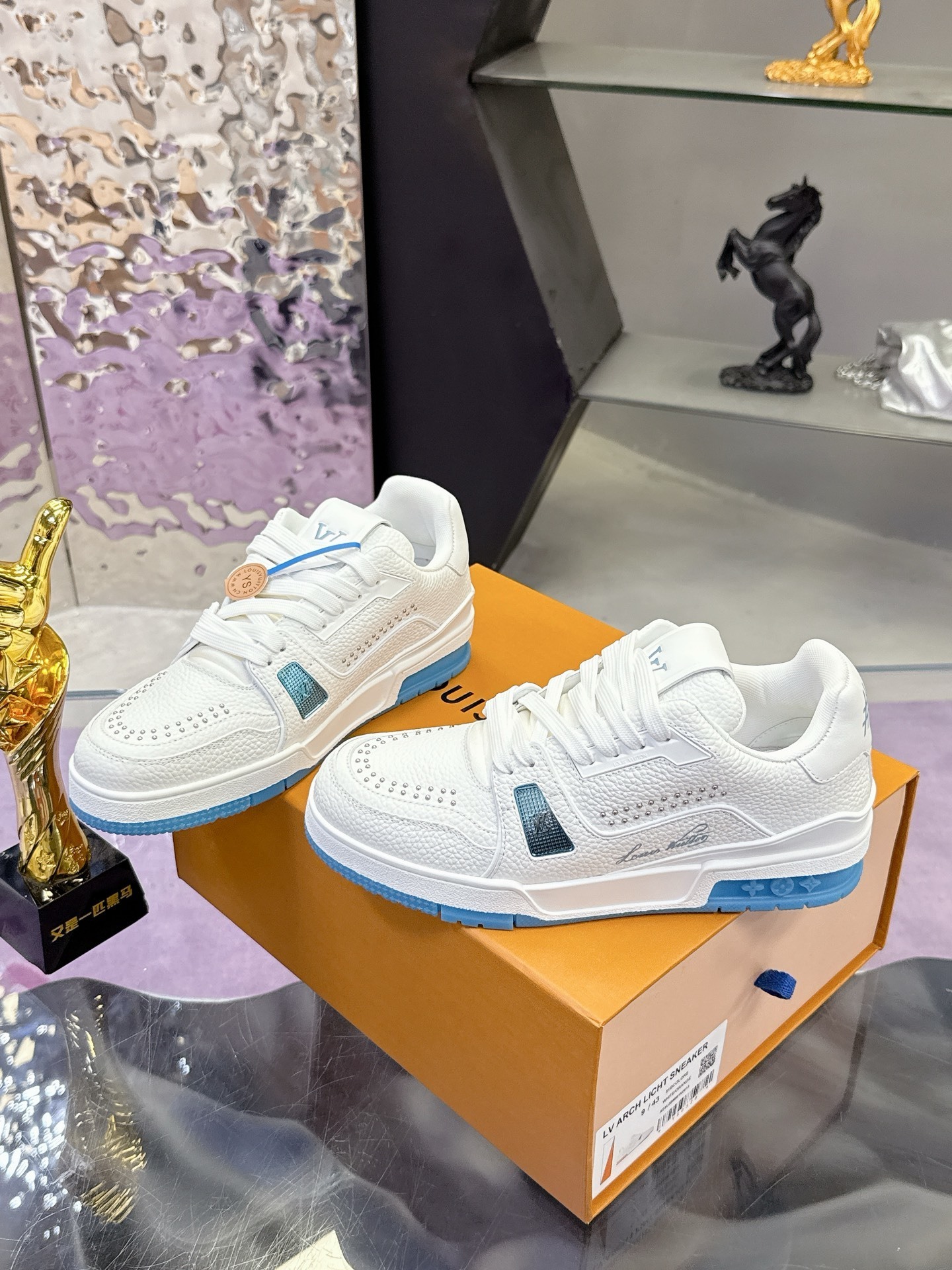 Louis Vuitton LV Trainer Sneaker White/Blue Grained Leather