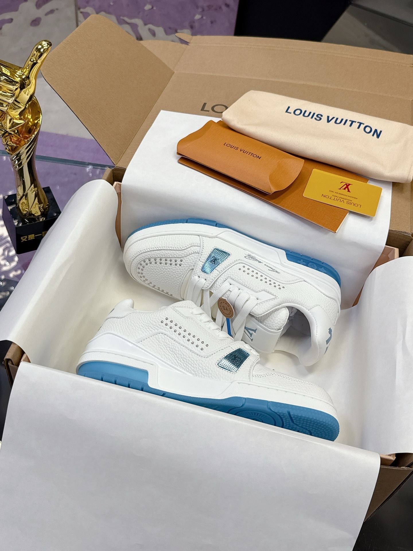 Louis Vuitton LV Trainer Sneaker White/Blue Grained Leather