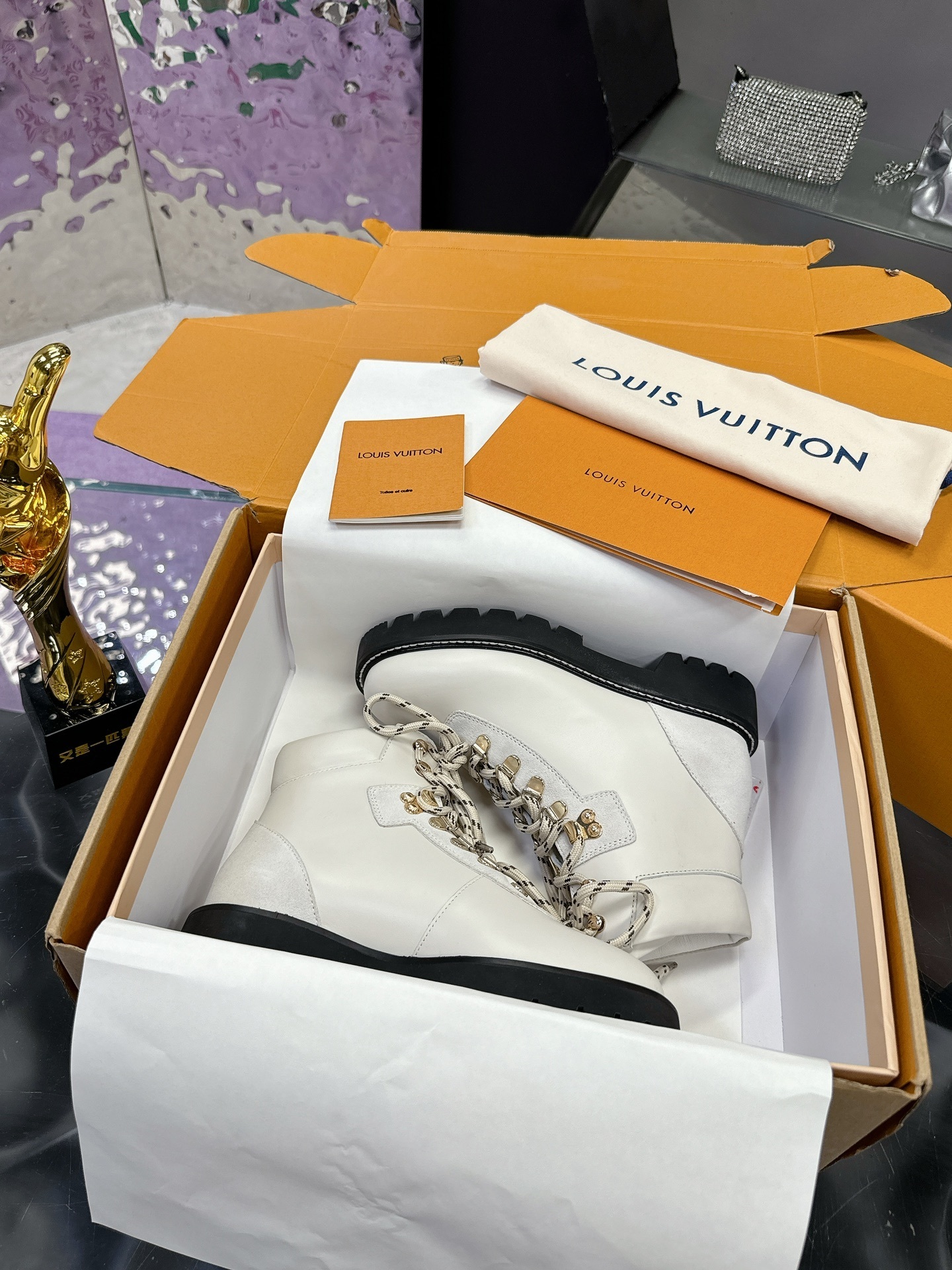 Louis Vuitton Aspen Ankle Boot in White Leather – Designer Footwear