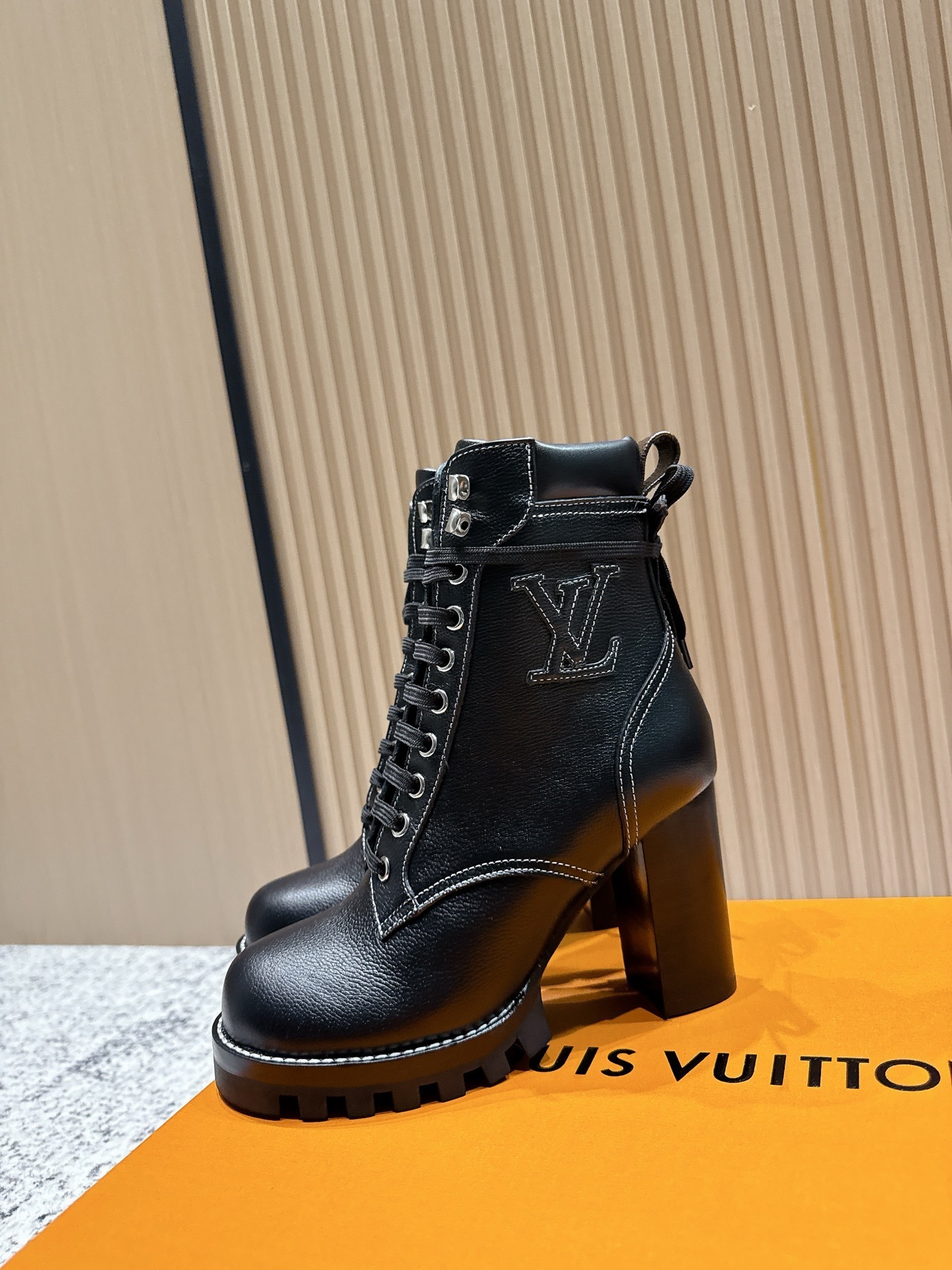 Louis Vuitton Star Trail Ankle Boots in Black Calf Leather