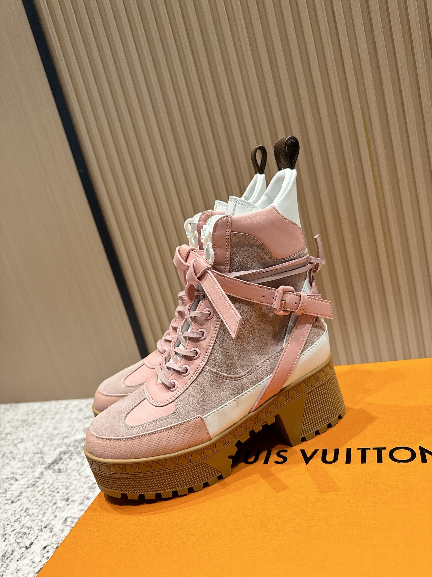 Louis Vuitton Metropolis Ranger Boots - Pink Leather & Suede