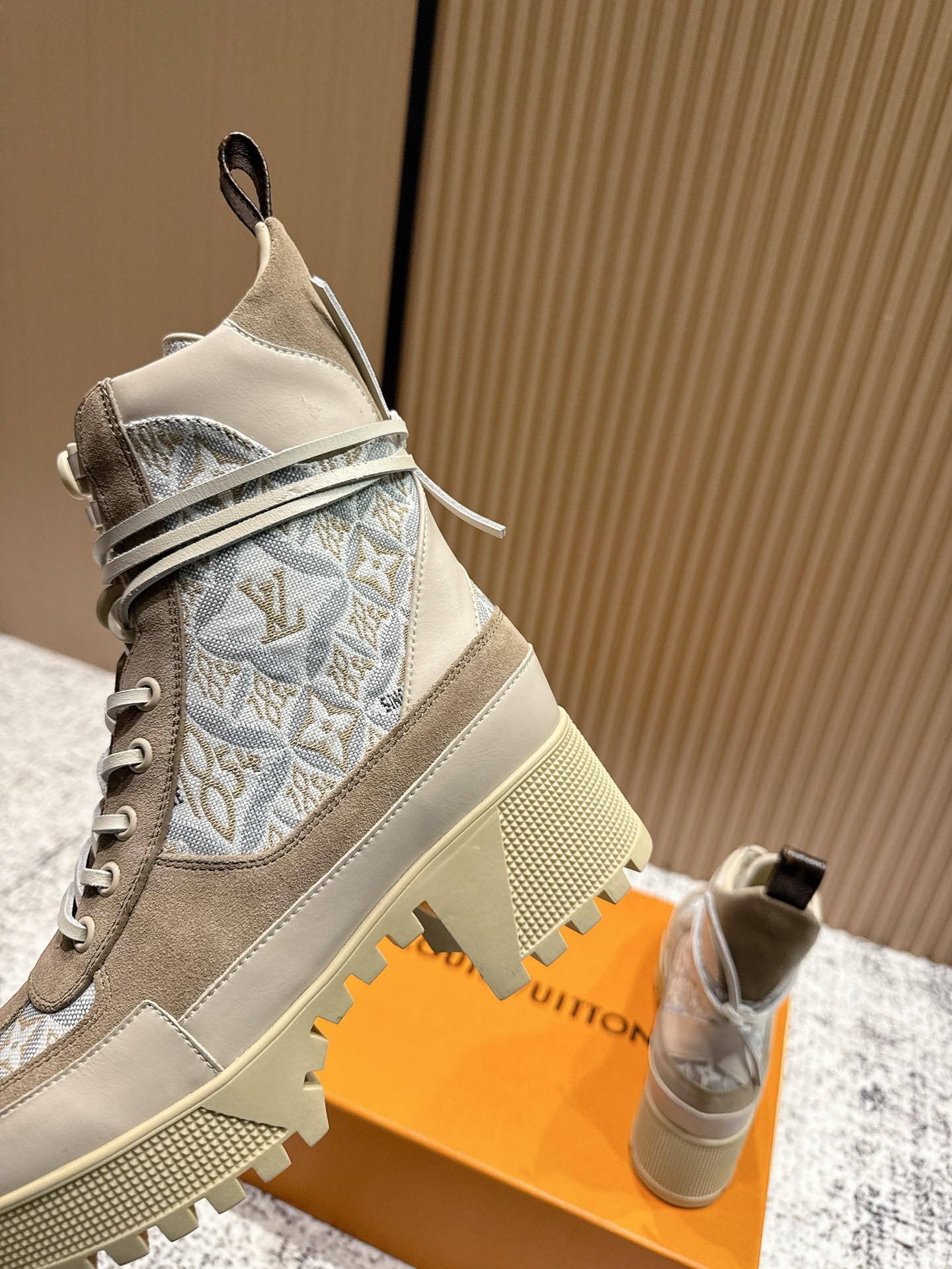 Louis Vuitton Laureate Platform Desert Boots - Beige Monogram