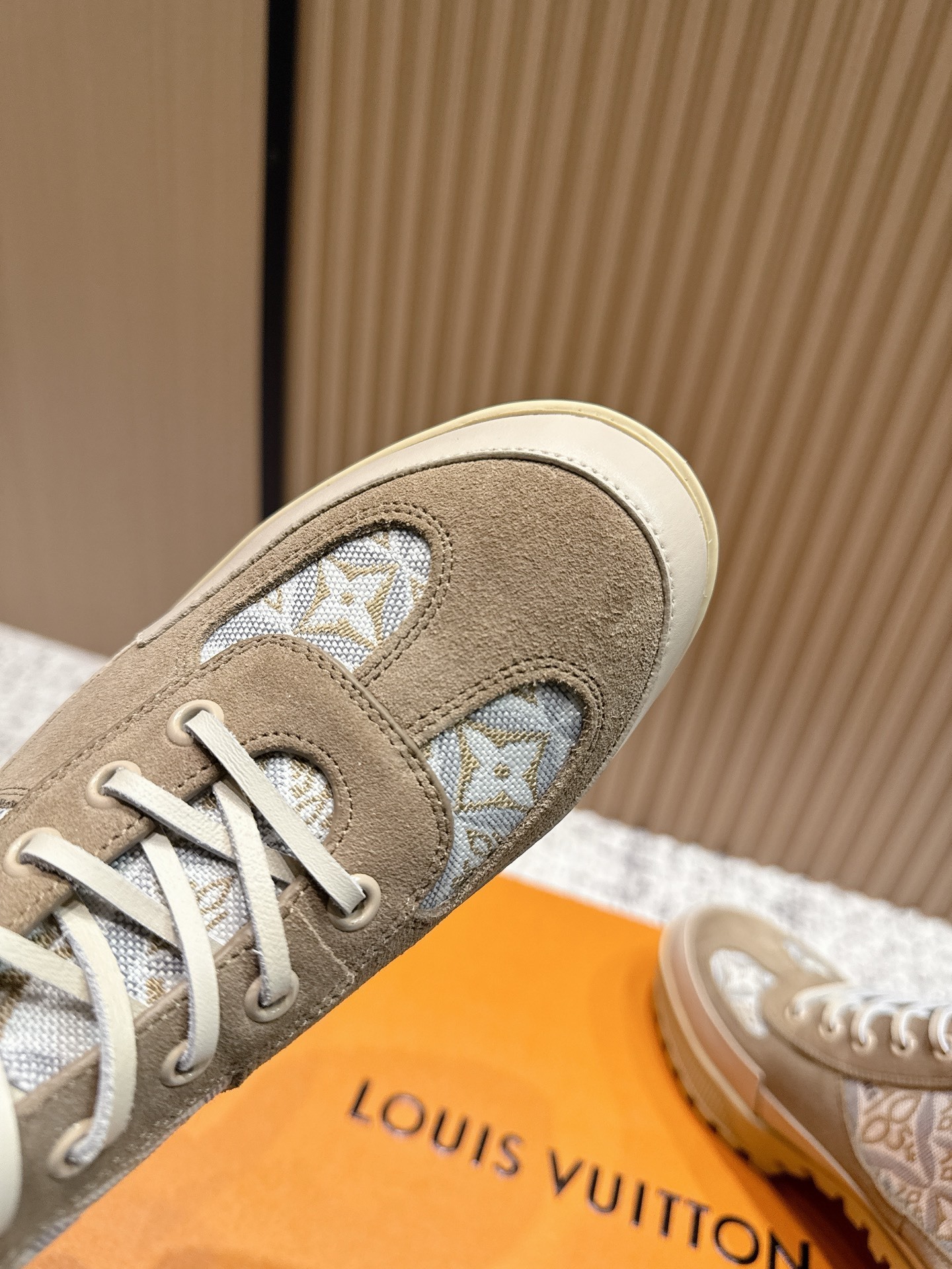 Louis Vuitton Laureate Platform Desert Boots - Beige Monogram