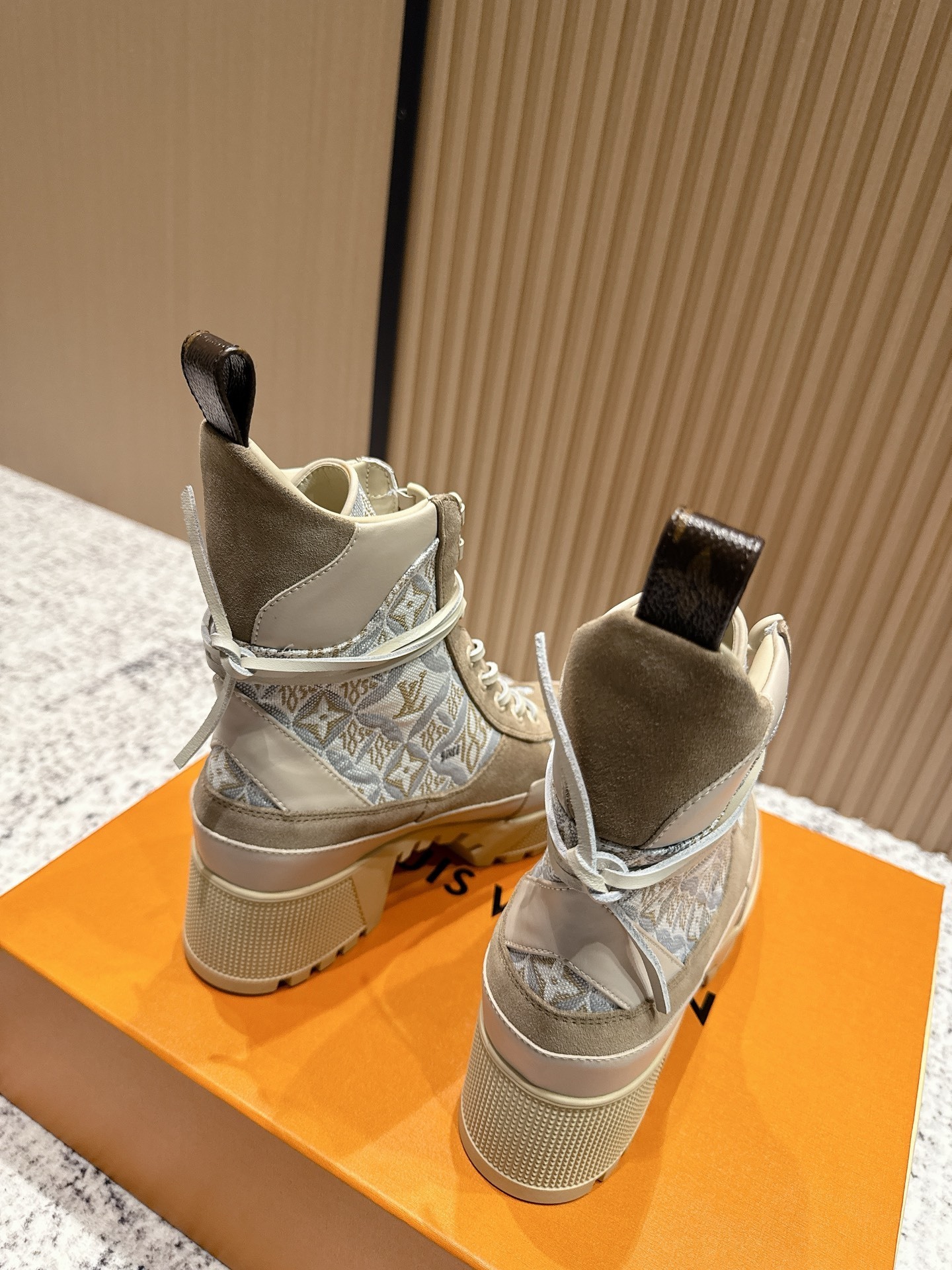 Louis Vuitton Laureate Platform Desert Boots - Beige Monogram