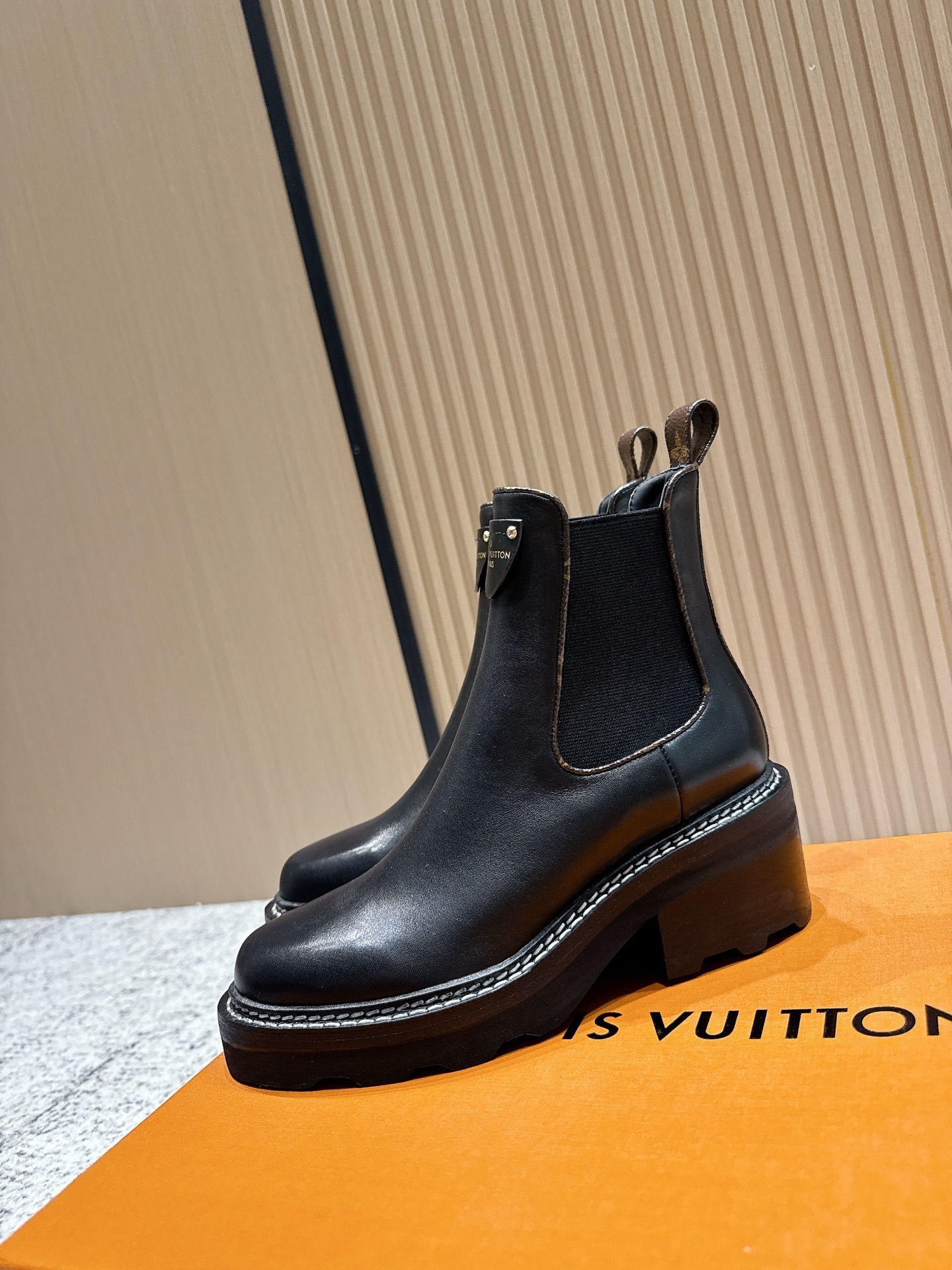 Louis Vuitton Women's Black Leather Chelsea Ankle Boots