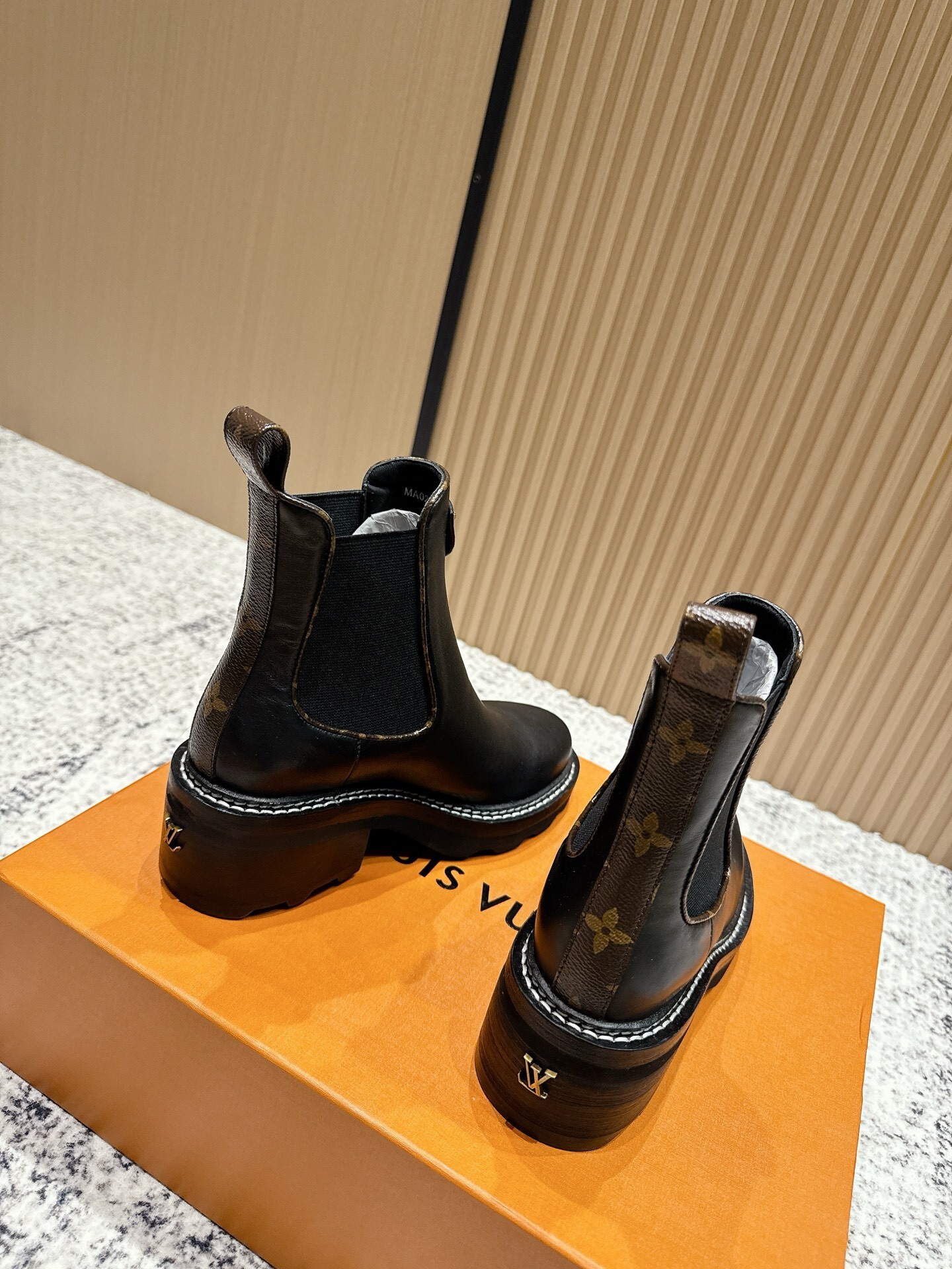 Louis Vuitton Women's Black Leather Chelsea Ankle Boots