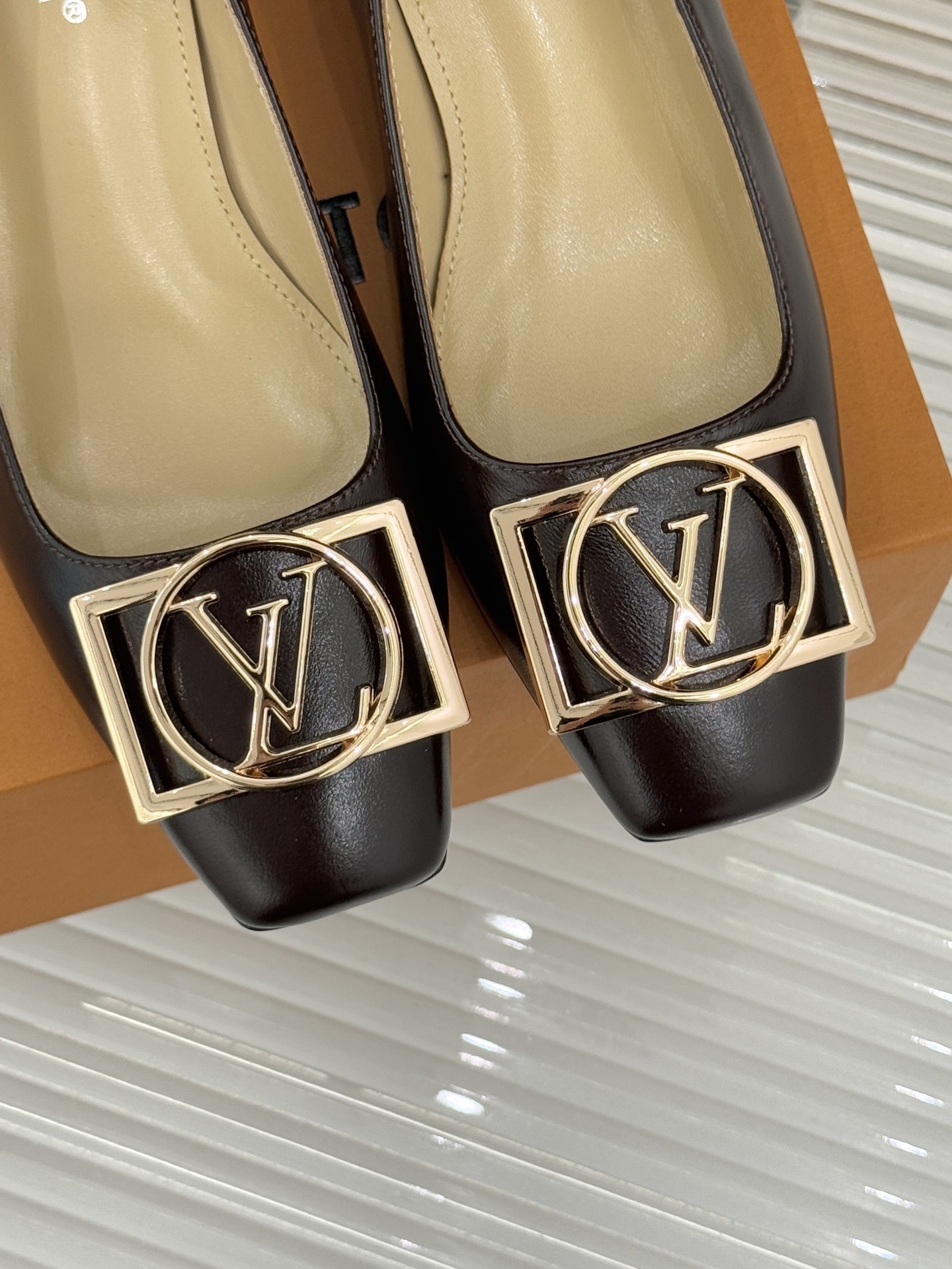 Louis Vuitton Dark Brown Leather Square Toe Kitten Heel Pumps