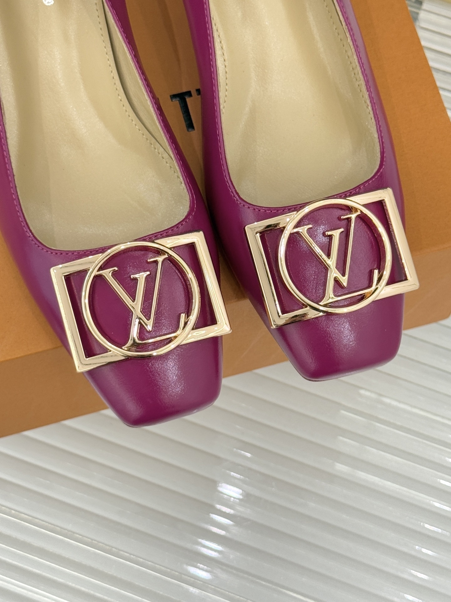 Louis Vuitton Shake Fuchsia Pink Leather Kitten Heel Pumps