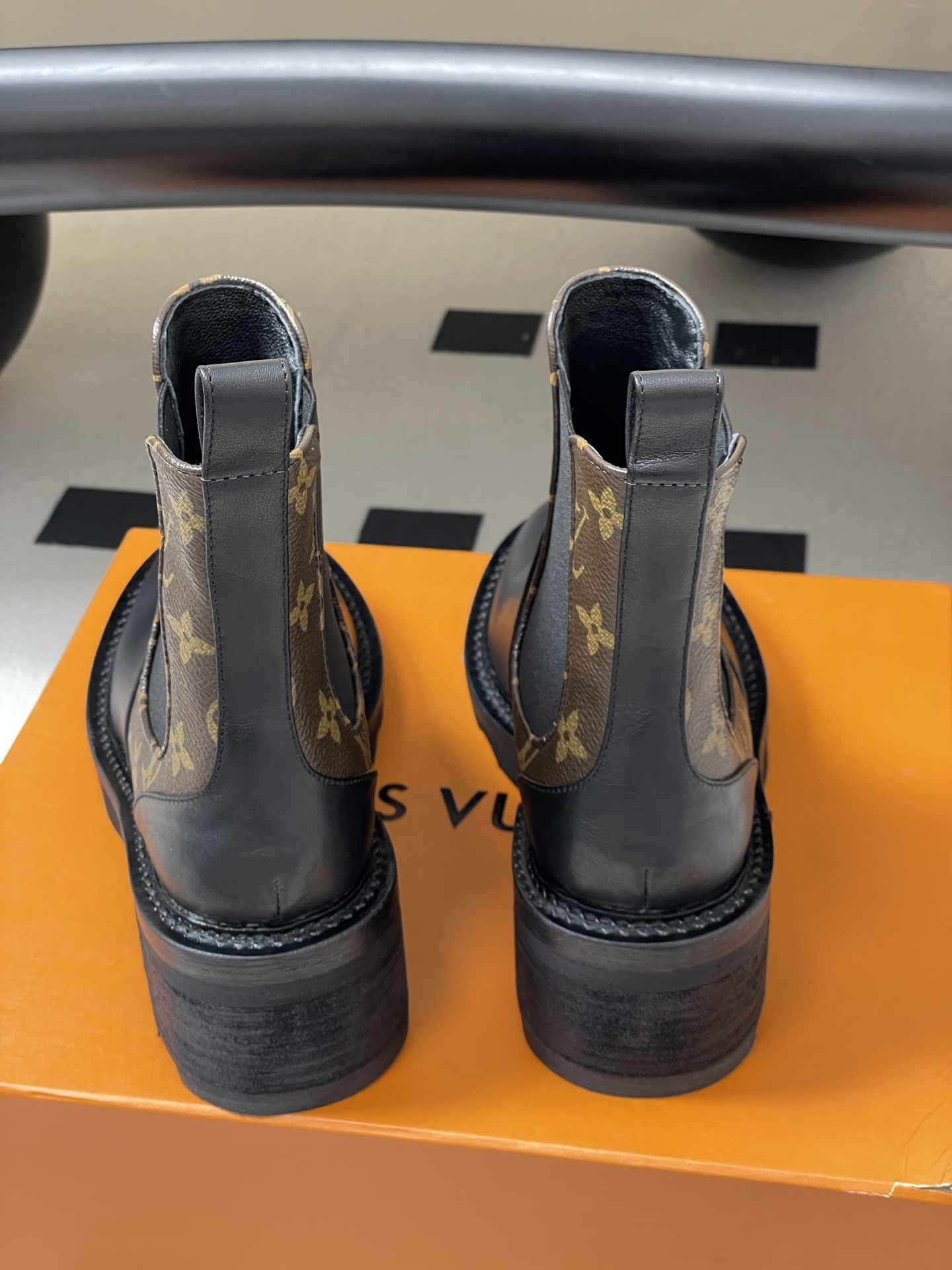 Louis Vuitton Monogram Leather Chelsea Platform Ankle Boots