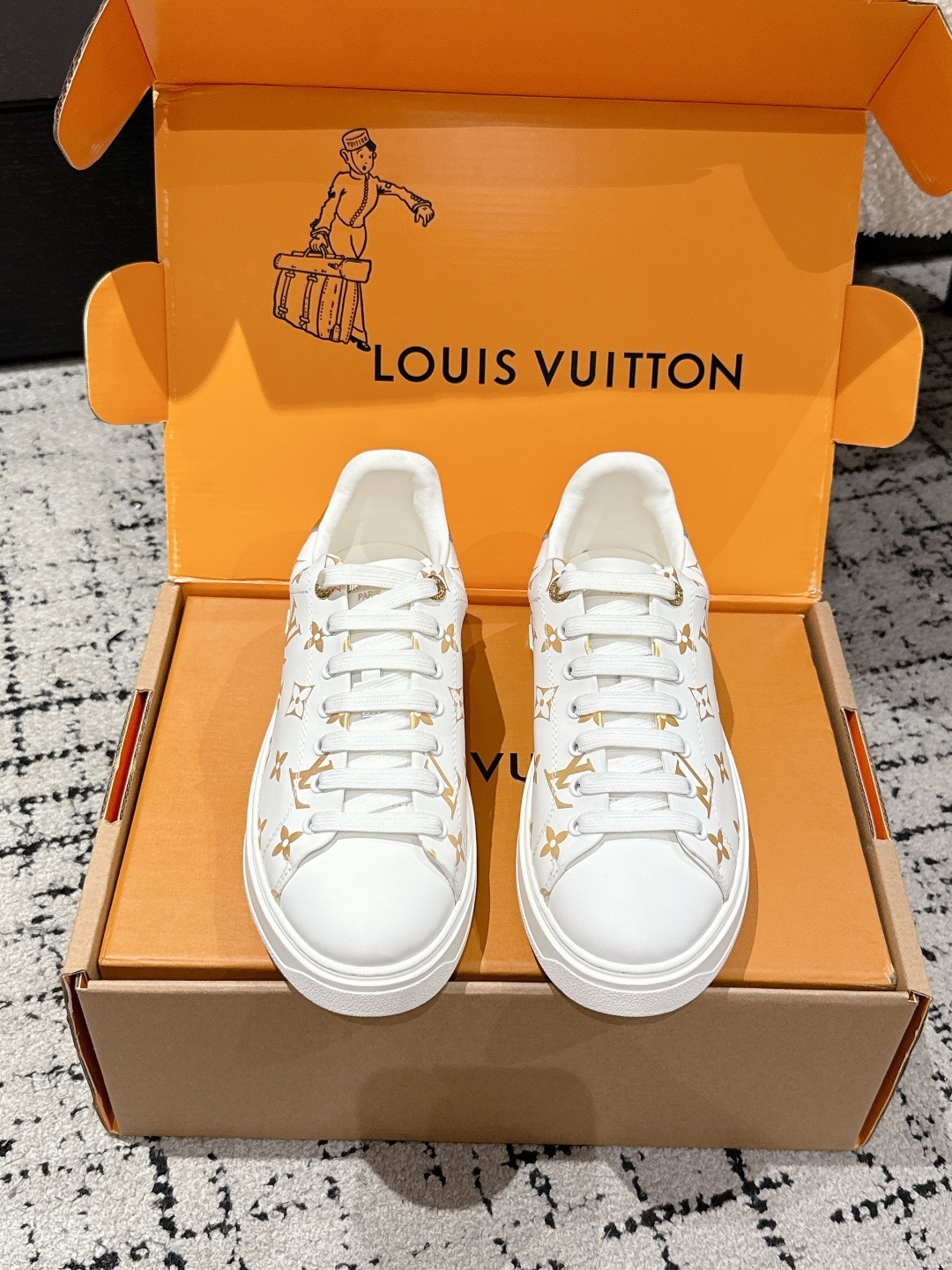 Louis Vuitton White & Gold Monogram Women’s Low-Top Sneakers
