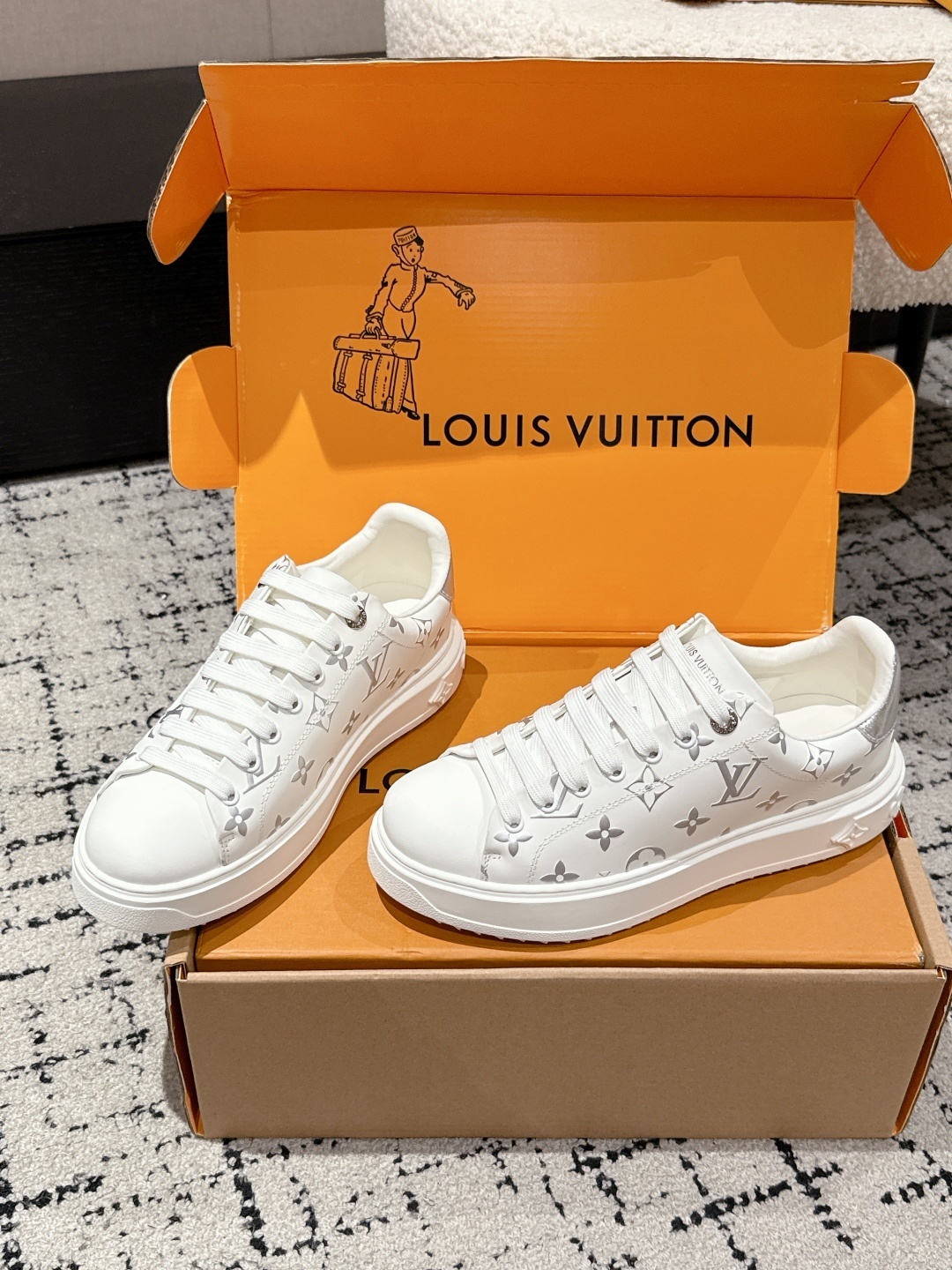 Louis Vuitton Women's White Monogram Leather Sneakers