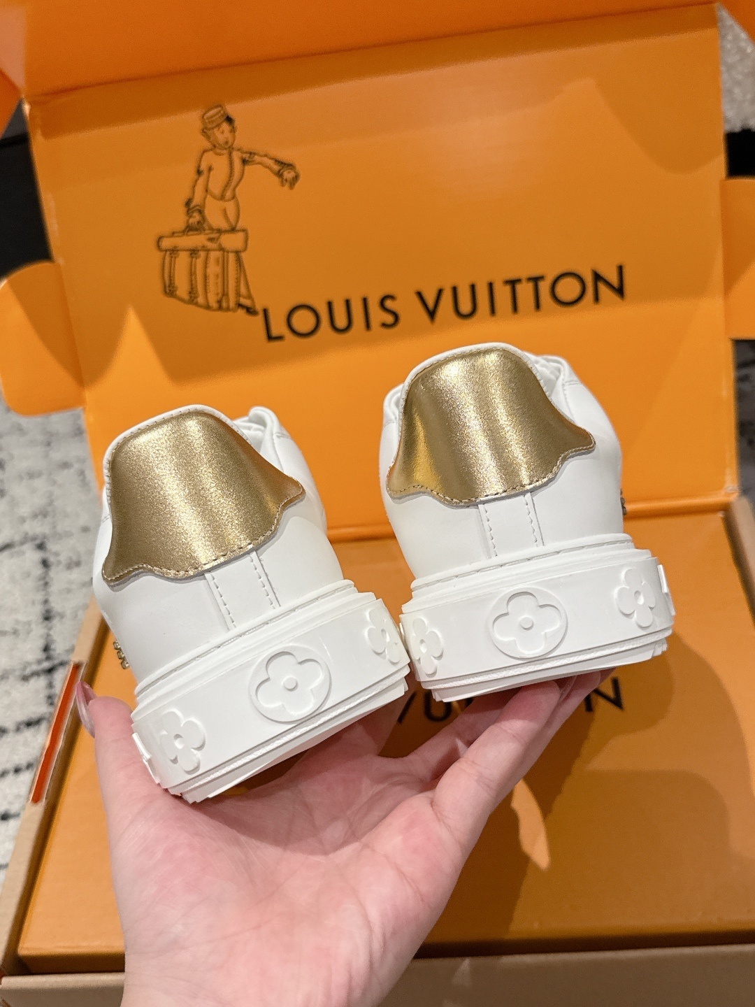 Louis Vuitton White Leather Low-Top Sneakers - Luxury Designer Shoes