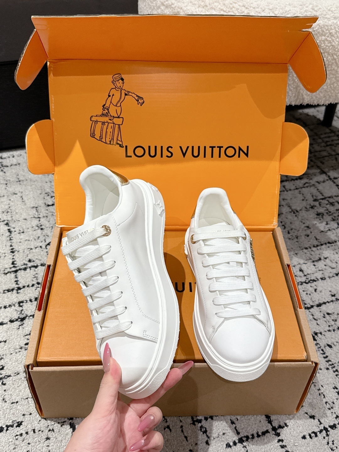 Louis Vuitton White Leather Low-Top Sneakers - Luxury Designer Shoes