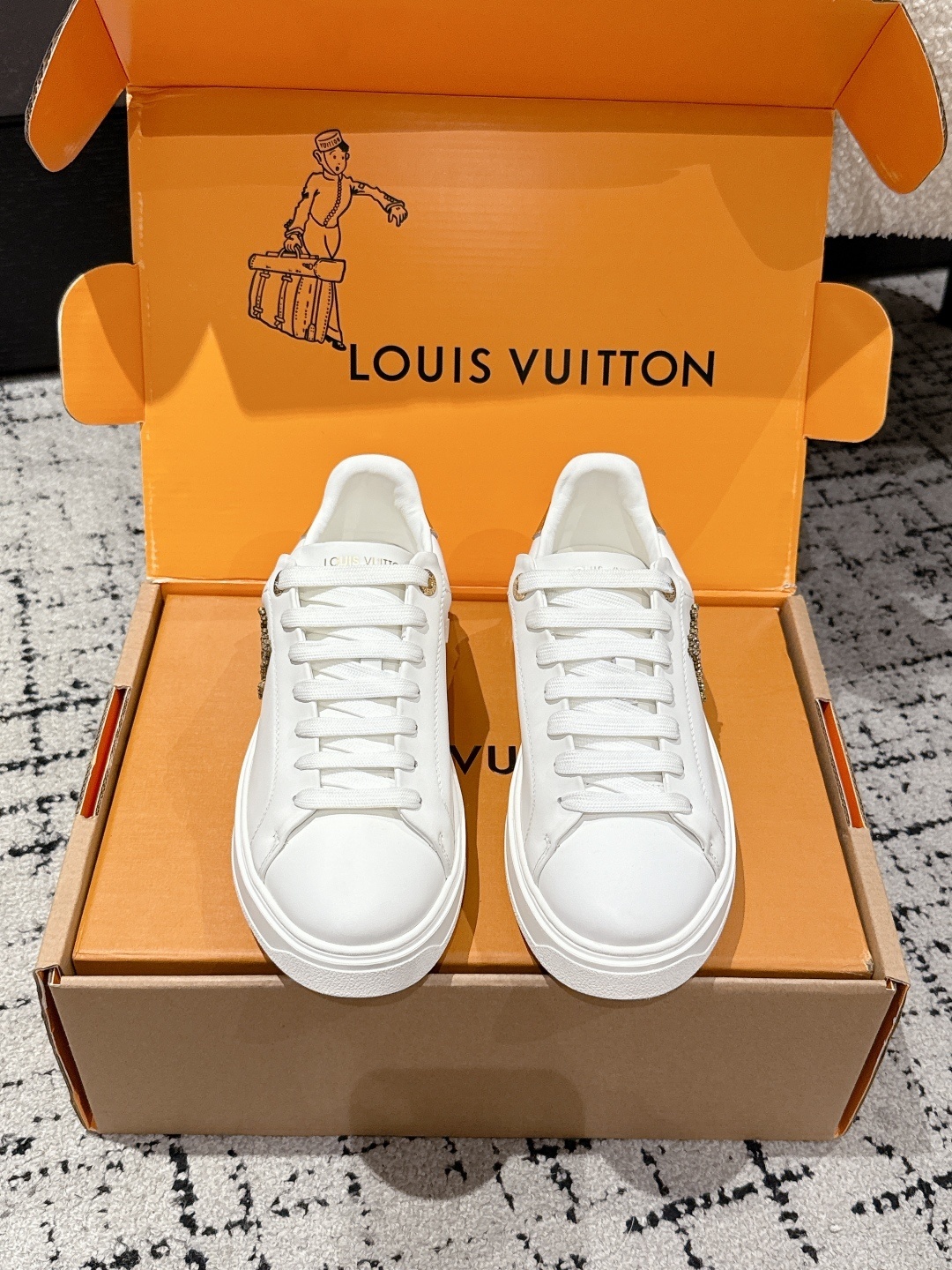 Louis Vuitton White Leather Low-Top Sneakers – Luxury Designer Shoes